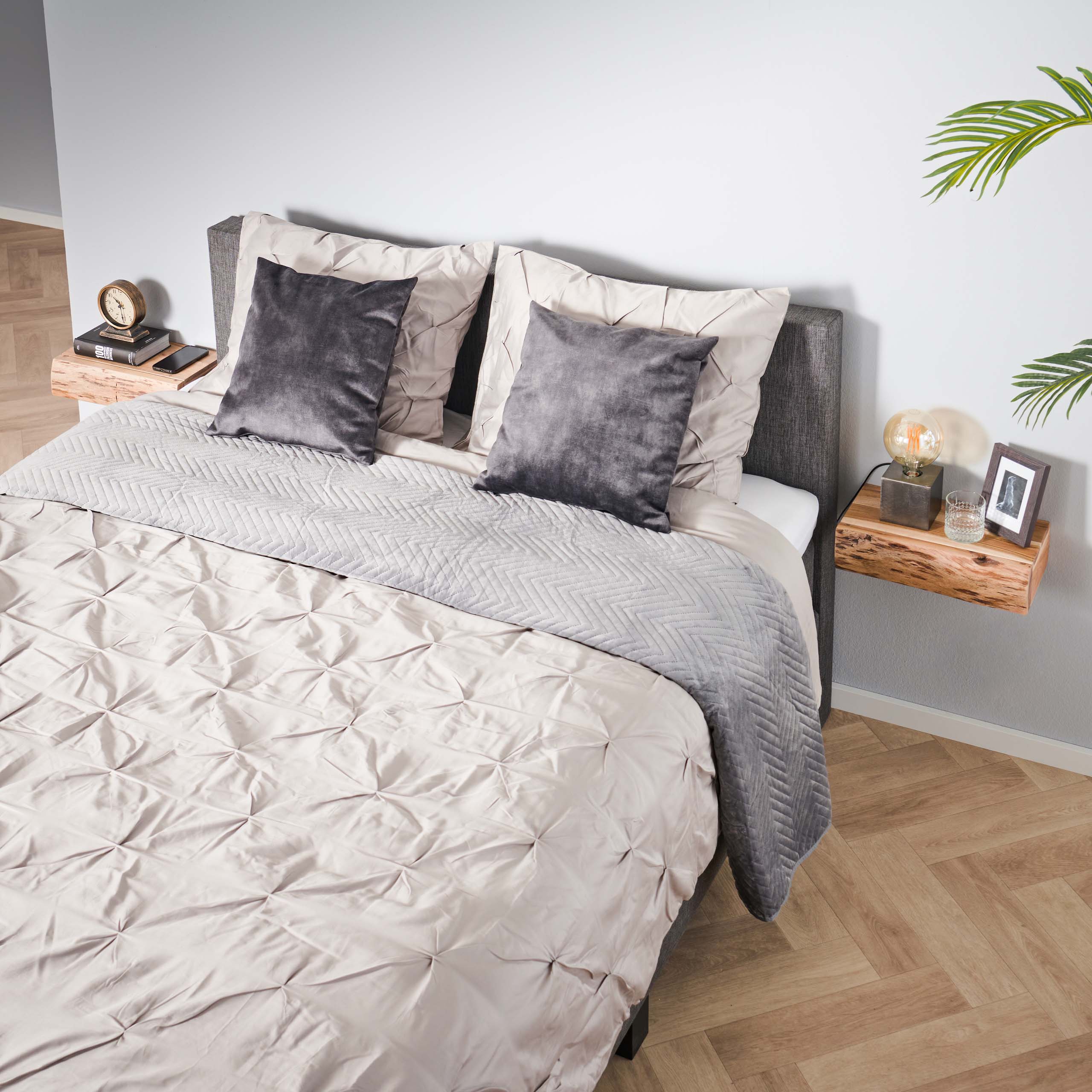 Nachtkastje Tree L 1 lade set van 2 / Massief acacia – afbeelding 3