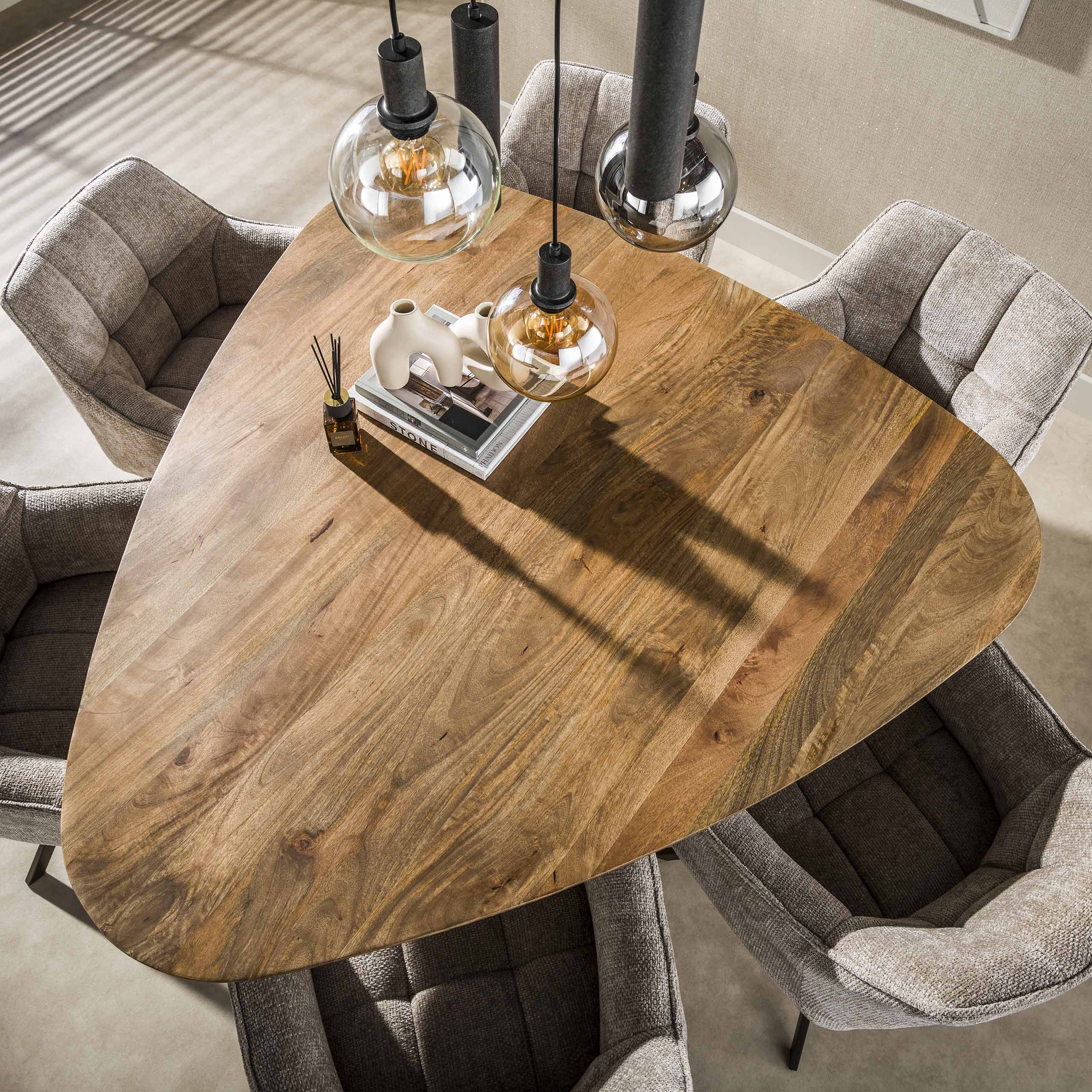 Eettafel Wave Centro driehoekig 150cm / Massief mango zand – afbeelding 3