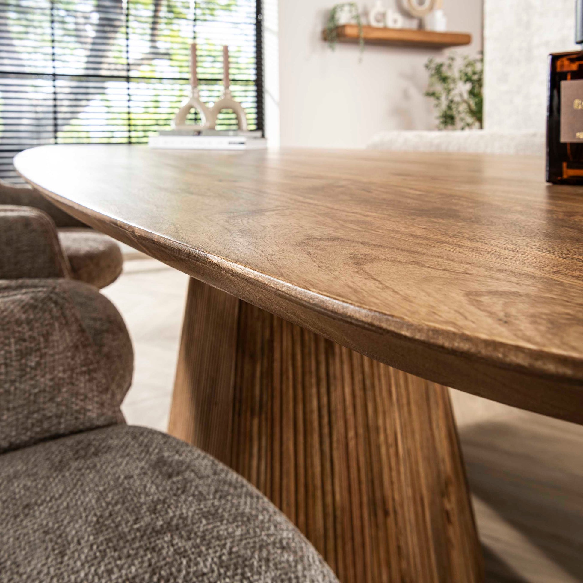 Eettafel Wave Centro deens ovaal 215cm / Massief mango zand – afbeelding 5