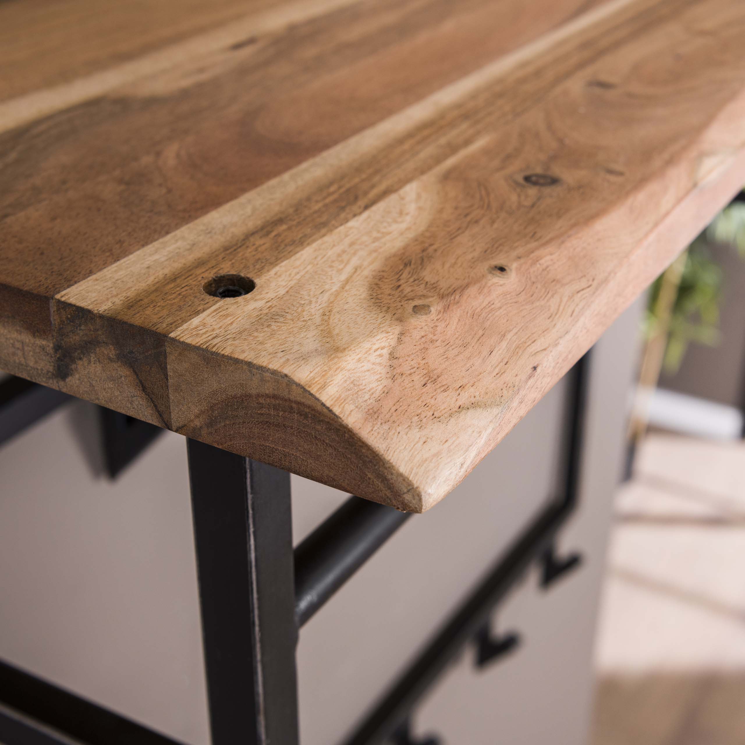Kapstok Edge hoog roede en hoedenplank 12 haken / Massief acacia – afbeelding 3