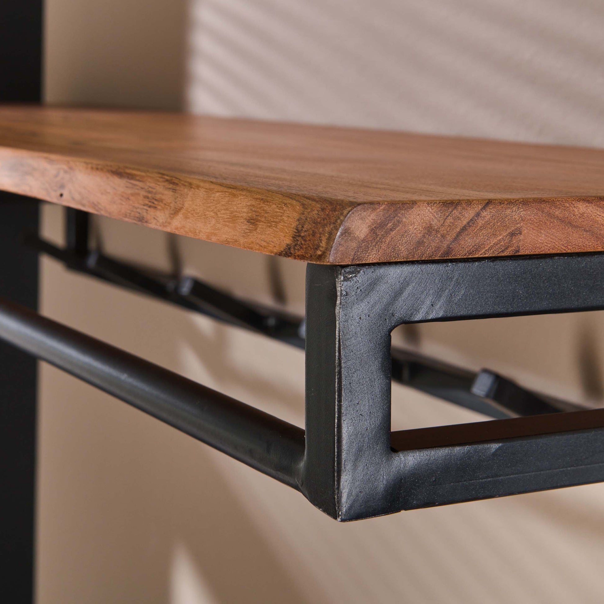 Kapstok Custom roede en hoedenplank 6 haken / Massief acacia – afbeelding 4