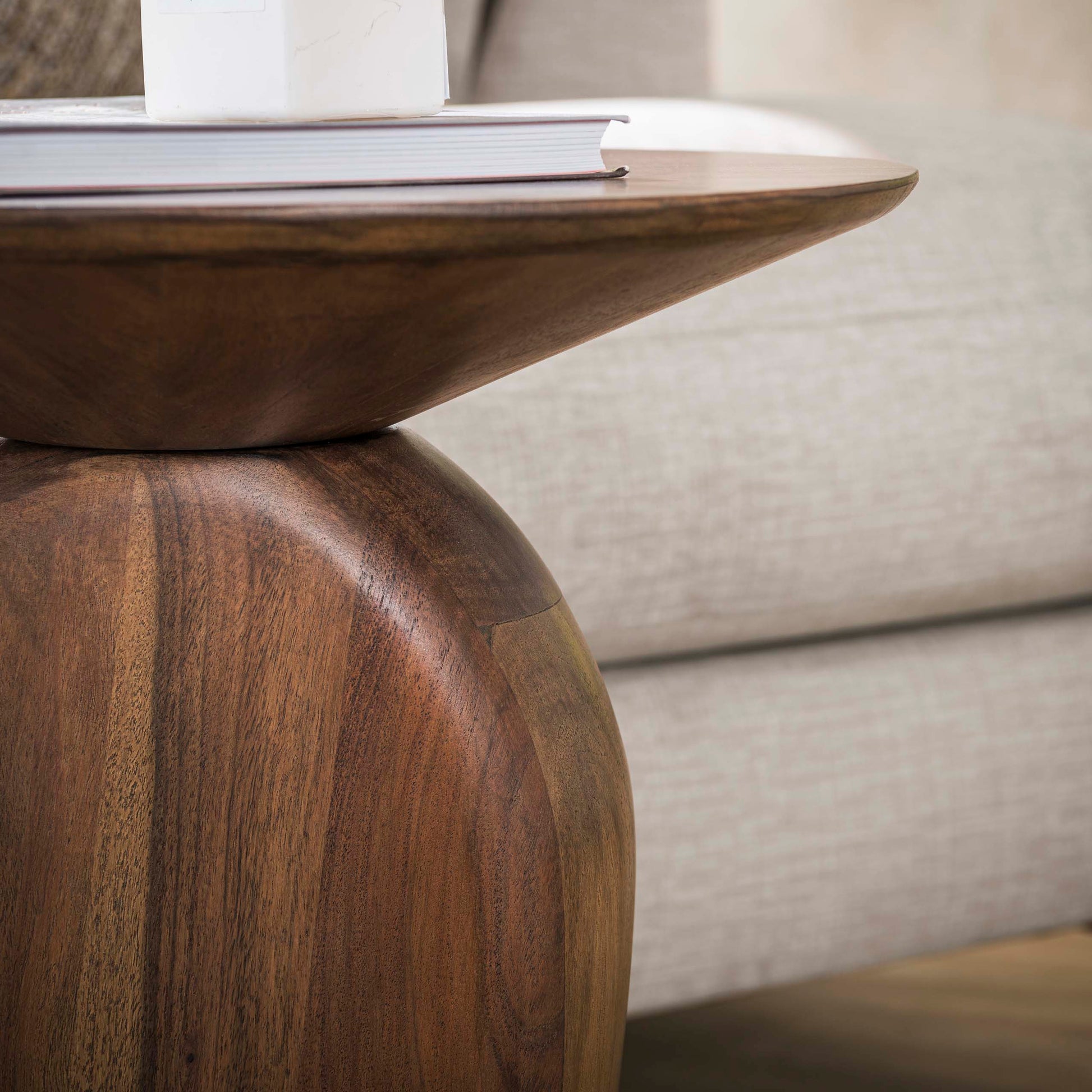 Bijzettafel Art Solid / Massief acacia glaze brown – afbeelding 4