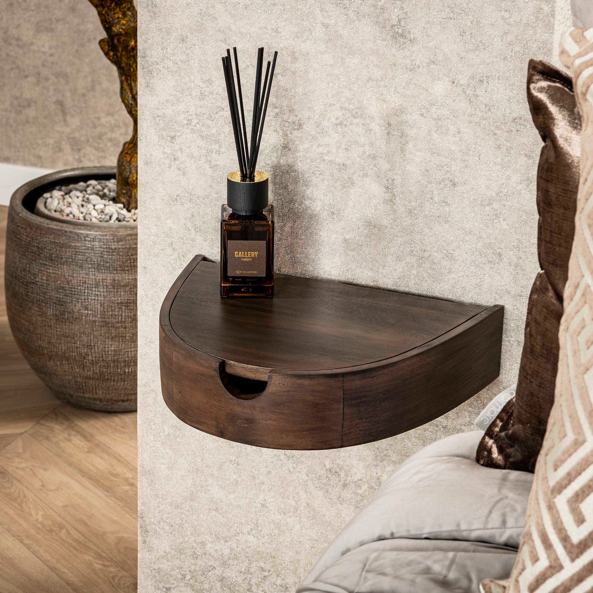 Nachtkastje Cove zwevend 1 lade verpakt per 2 / Massief acacia glaze brown – afbeelding 3