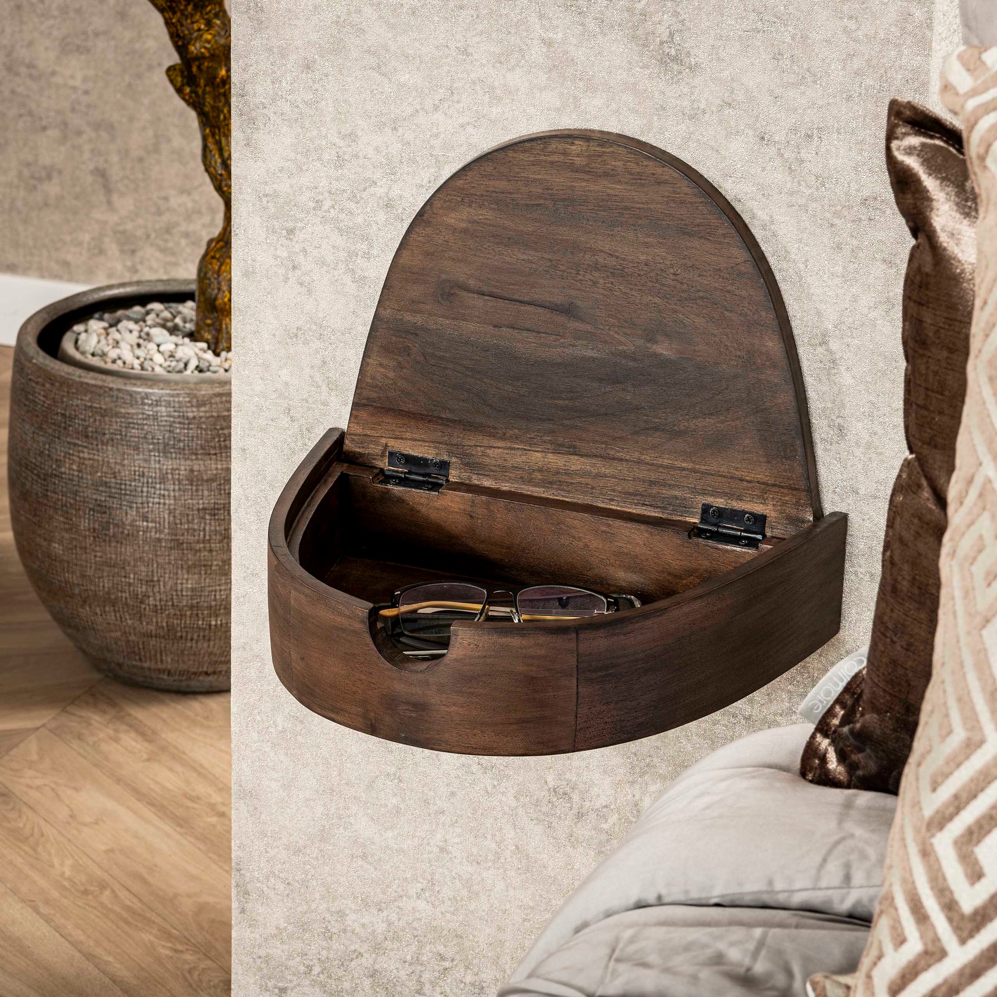 Nachtkastje Cove zwevend 1 lade verpakt per 2 / Massief acacia glaze brown – afbeelding 4
