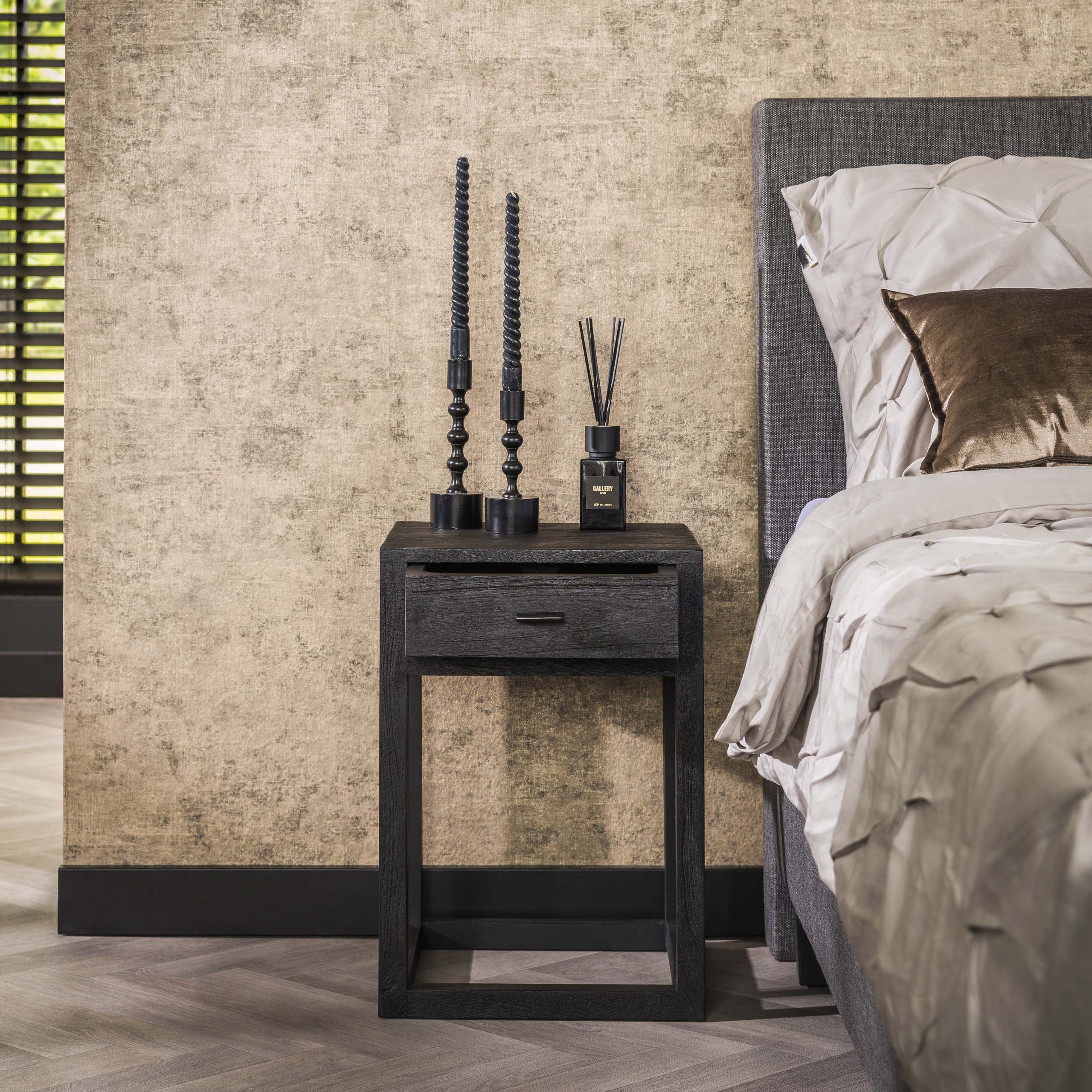 Nachtkastje Black Square 1 lade / Massief acacia zwart – afbeelding 2