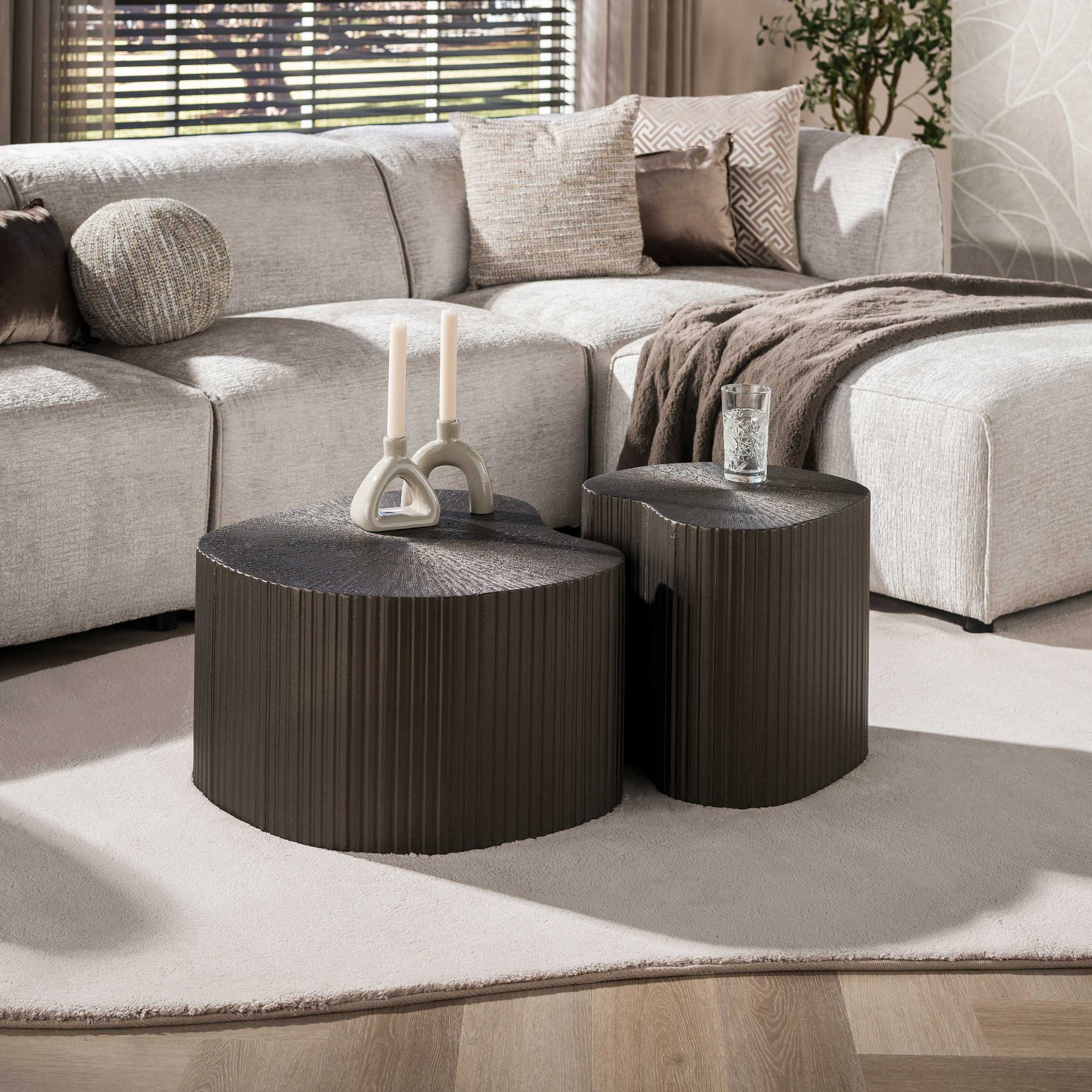 Salontafel Maya Ray niervormig set van 2 / Brons liquid metal – afbeelding 1
