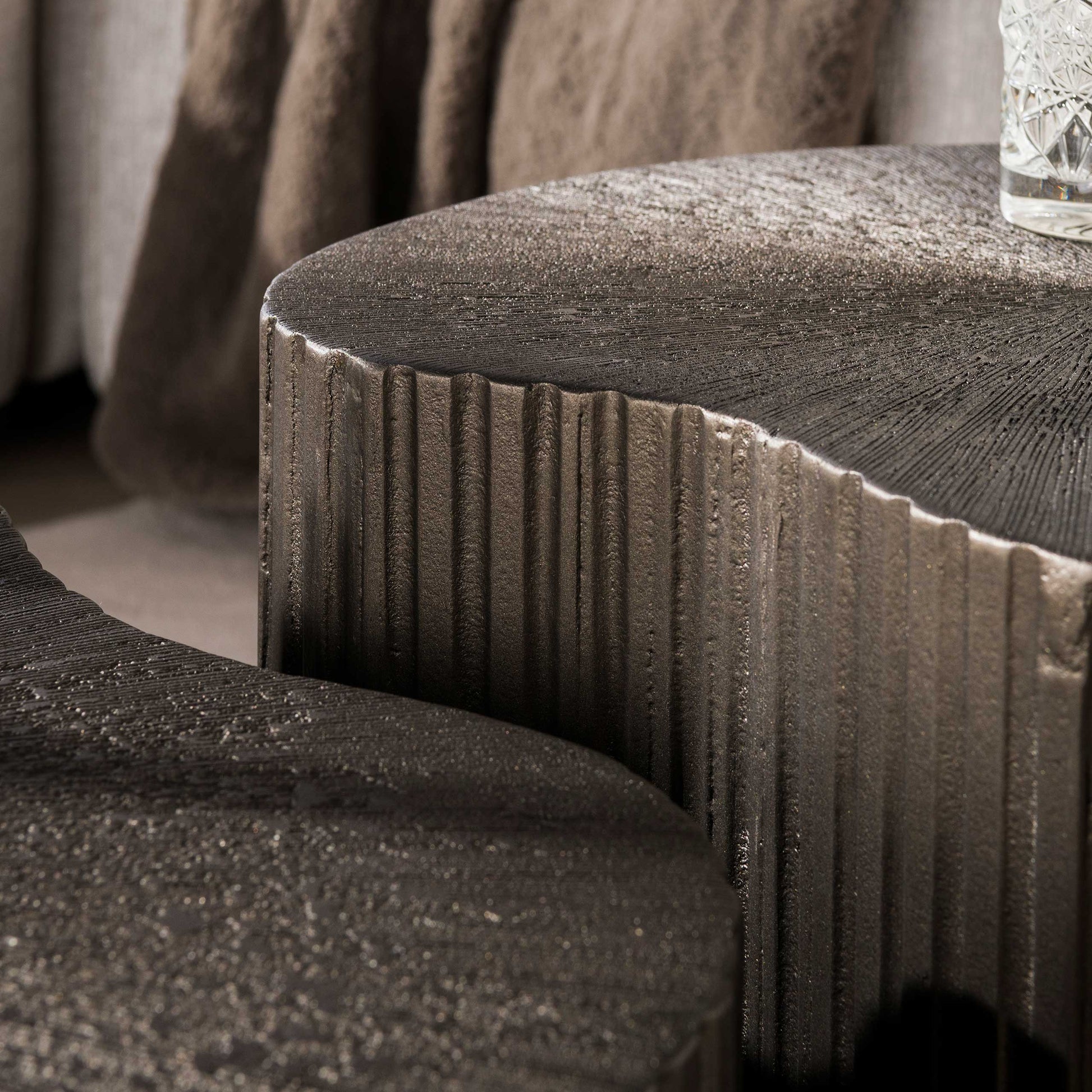 Salontafel Maya Ray niervormig set van 2 / Brons liquid metal – afbeelding 3