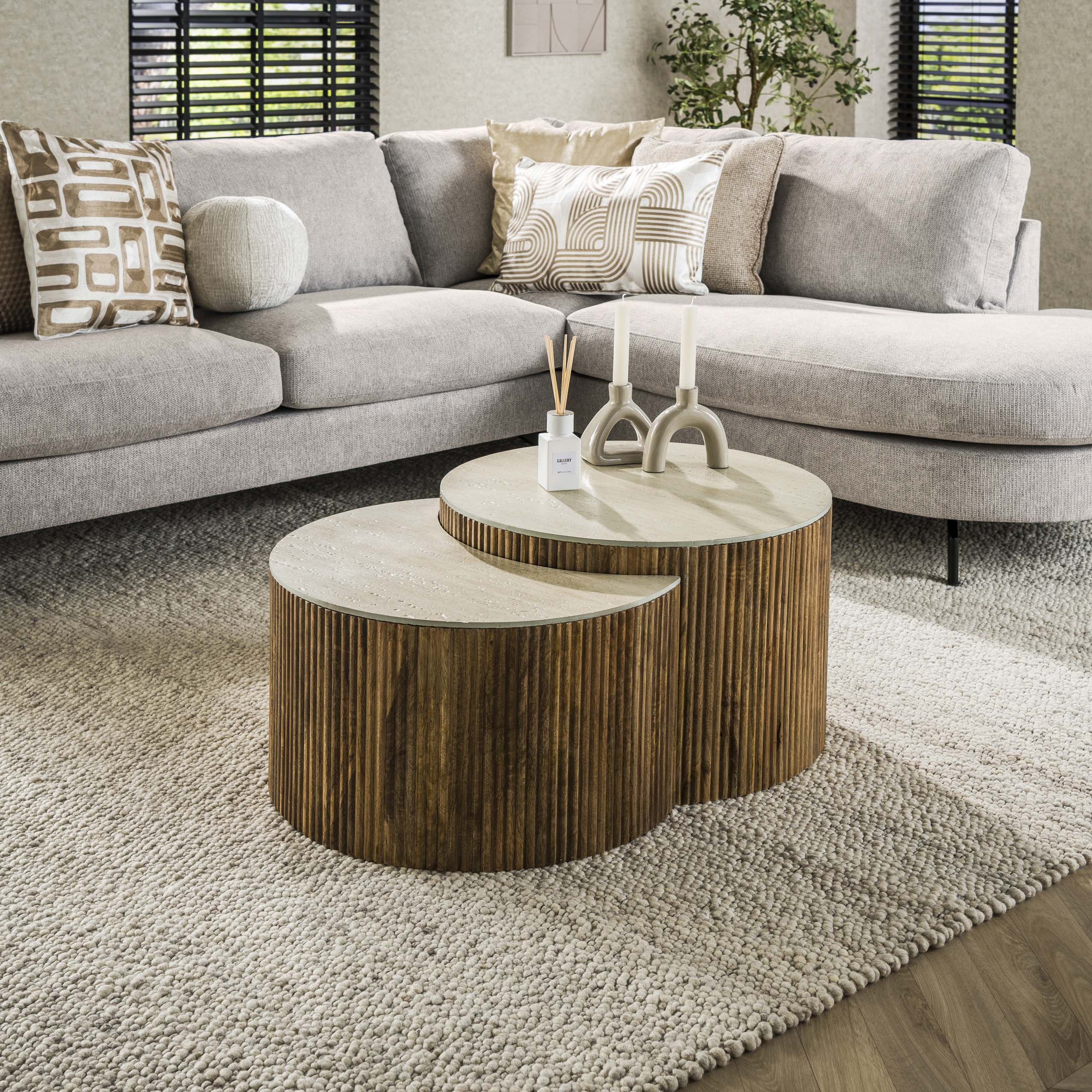 Salontafel Nuovo half rond set van 2 / Massief mango zand – afbeelding 1