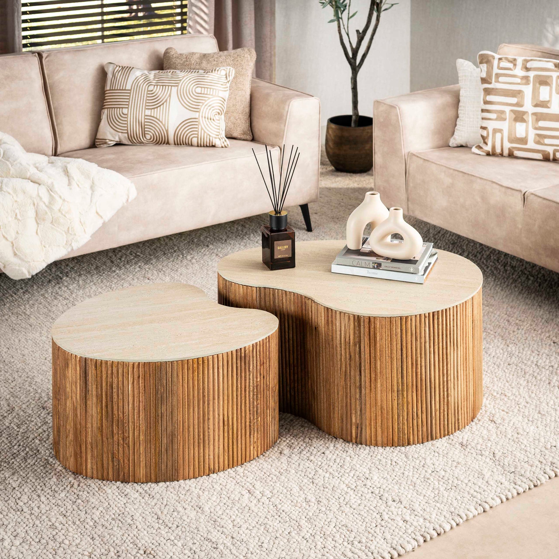 Salontafel Nuovo niervormig set van 2 / Massief mango zand – afbeelding 1
