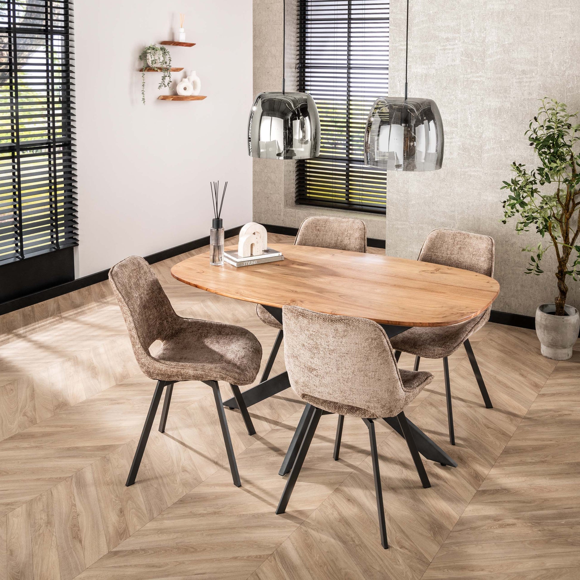 Eettafel Arhus Solid deens ovaal 150cm / Massief acacia – afbeelding 1