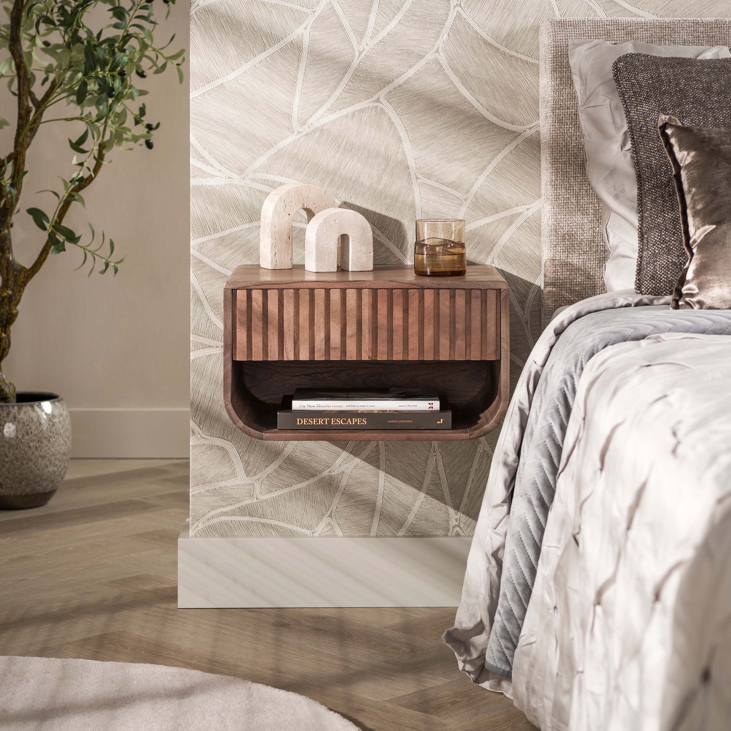 Nachtkastje Carve rounded zwevend 1 lade / Massief acacia bruin – afbeelding 1