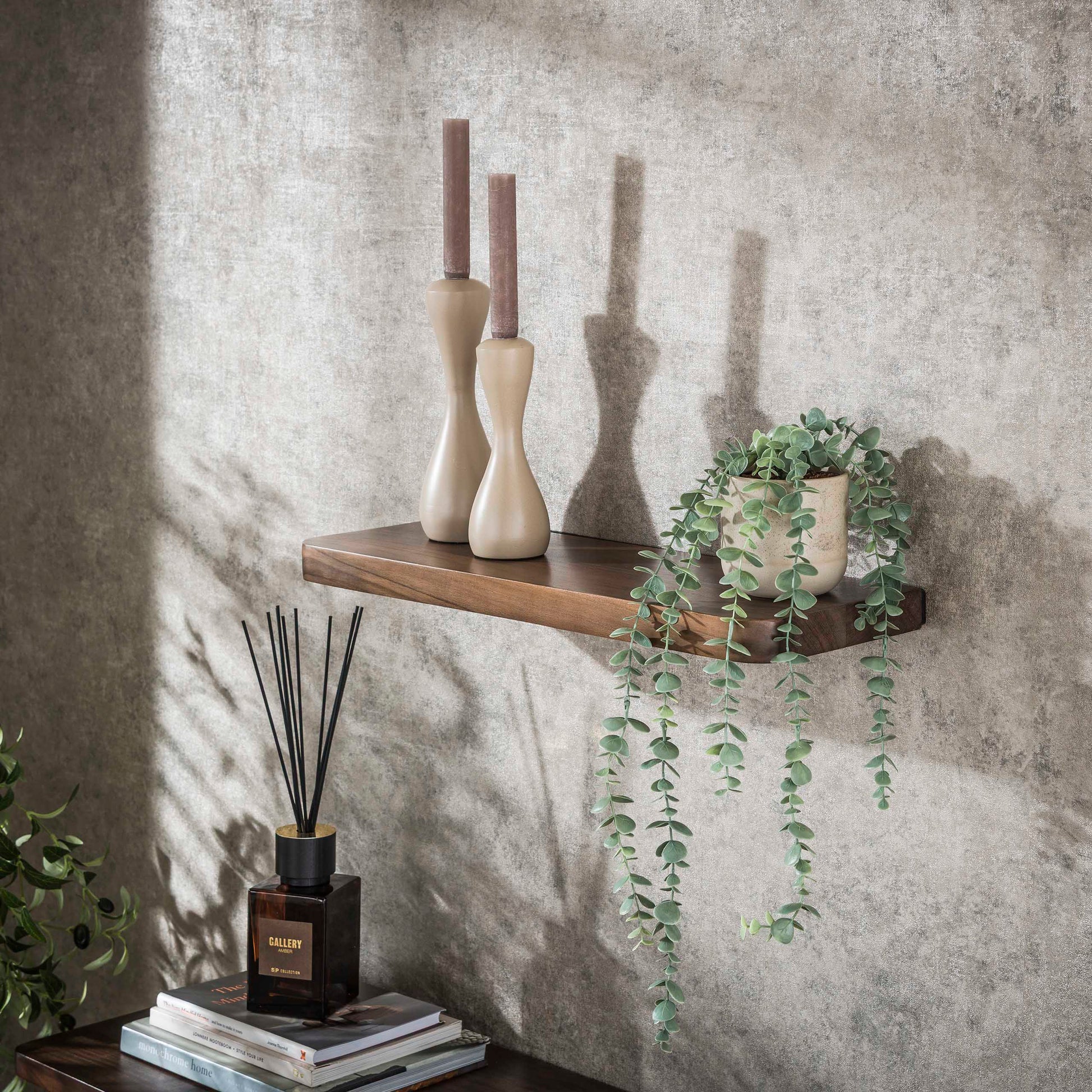 Wandplank Carve 60cm / Massief acacia bruin – afbeelding 1
