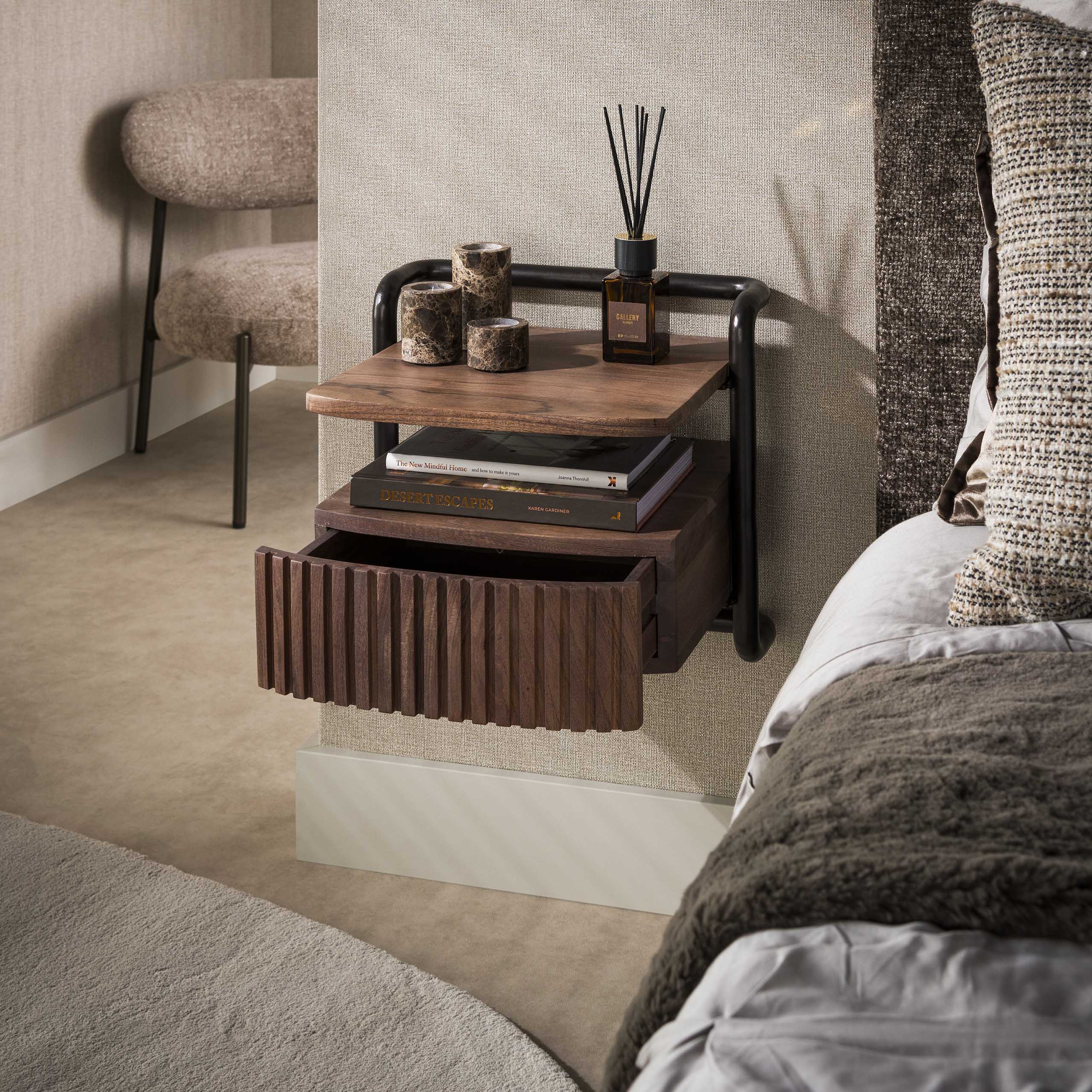 Nachtkastje Linea zwevend 1 lade / Massief acacia bruin – afbeelding 2