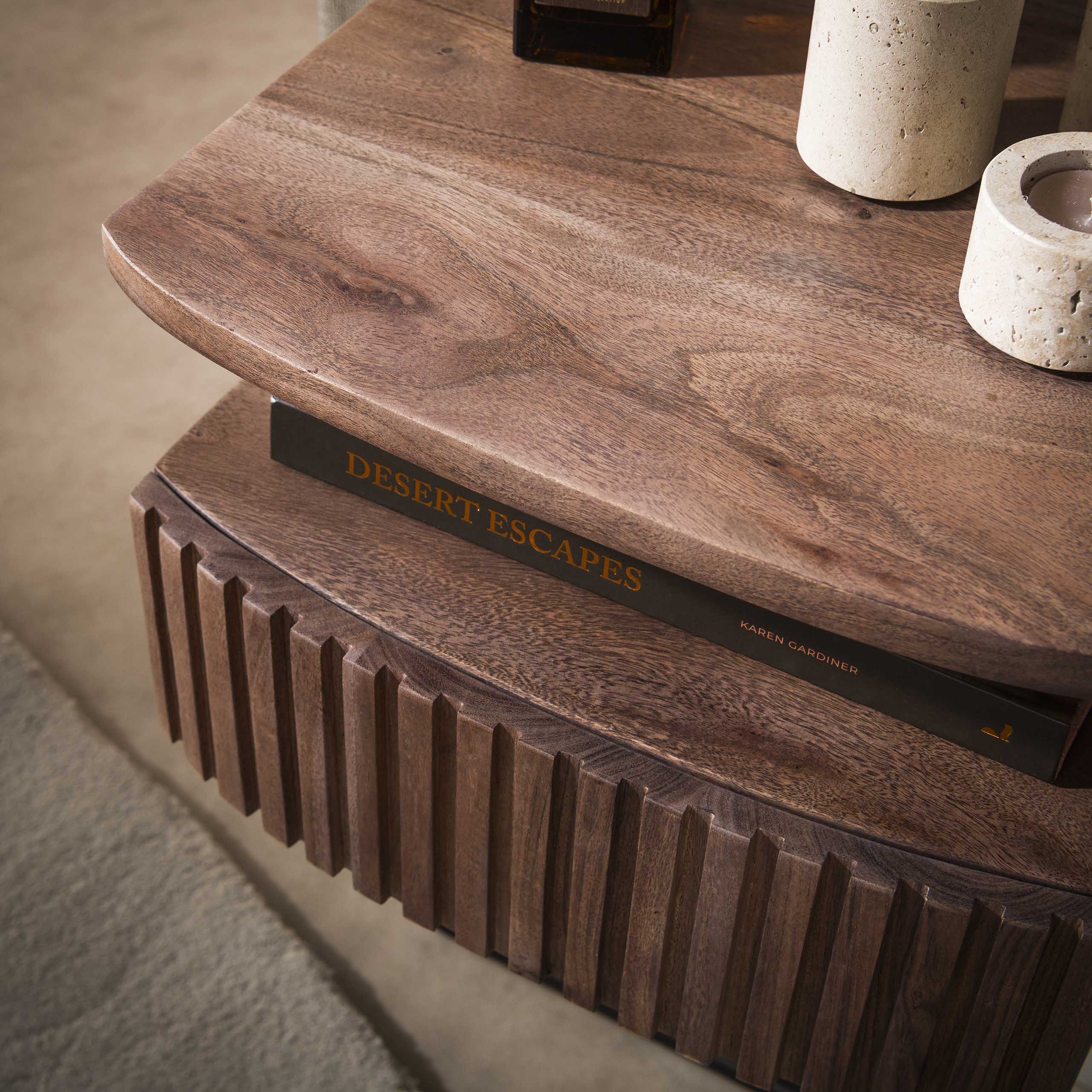Nachtkastje Linea 1 lade / Massief acacia bruin – afbeelding 3