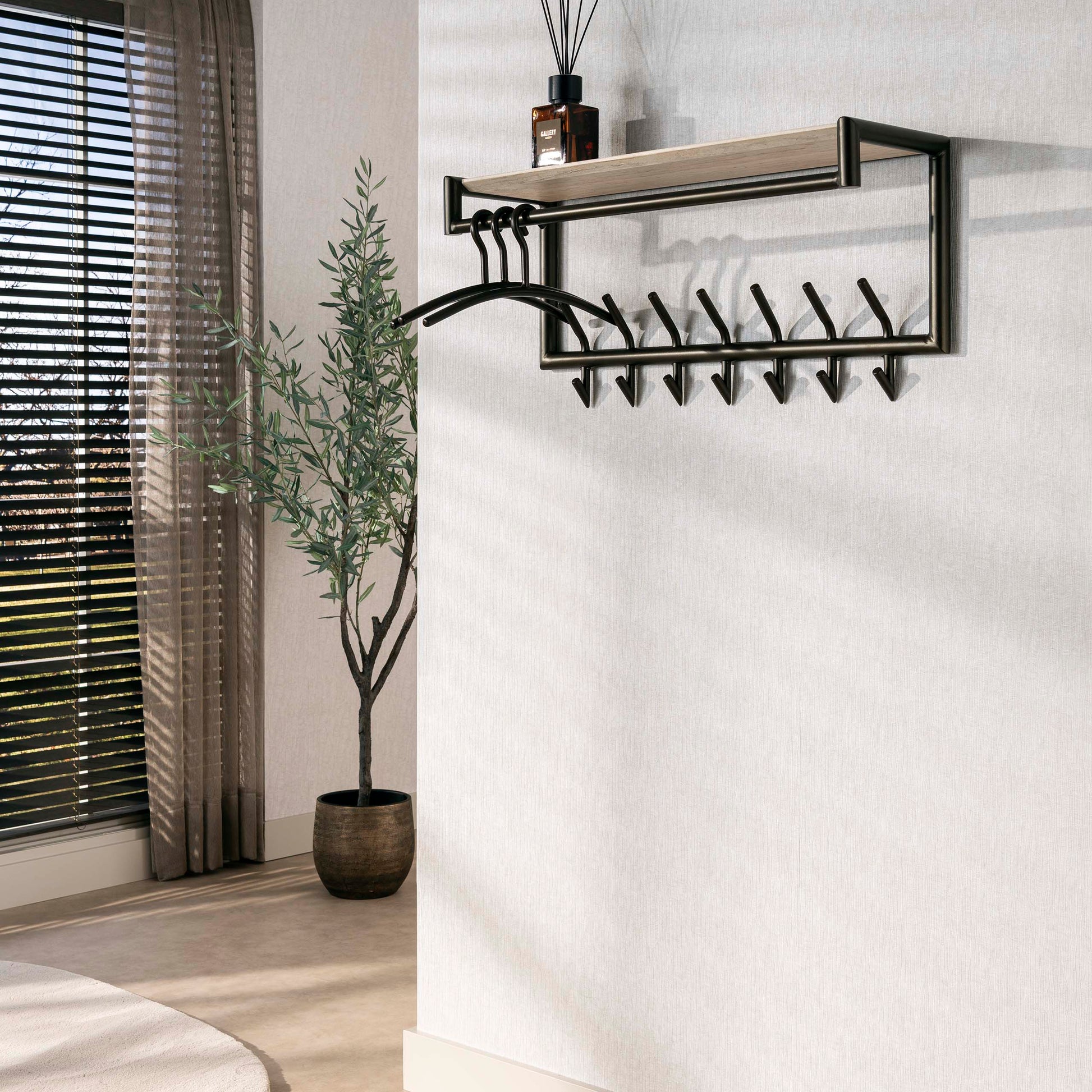 Kapstok Terra roede en hoedenplank 2x7 haken / Melamine travertine – afbeelding 2