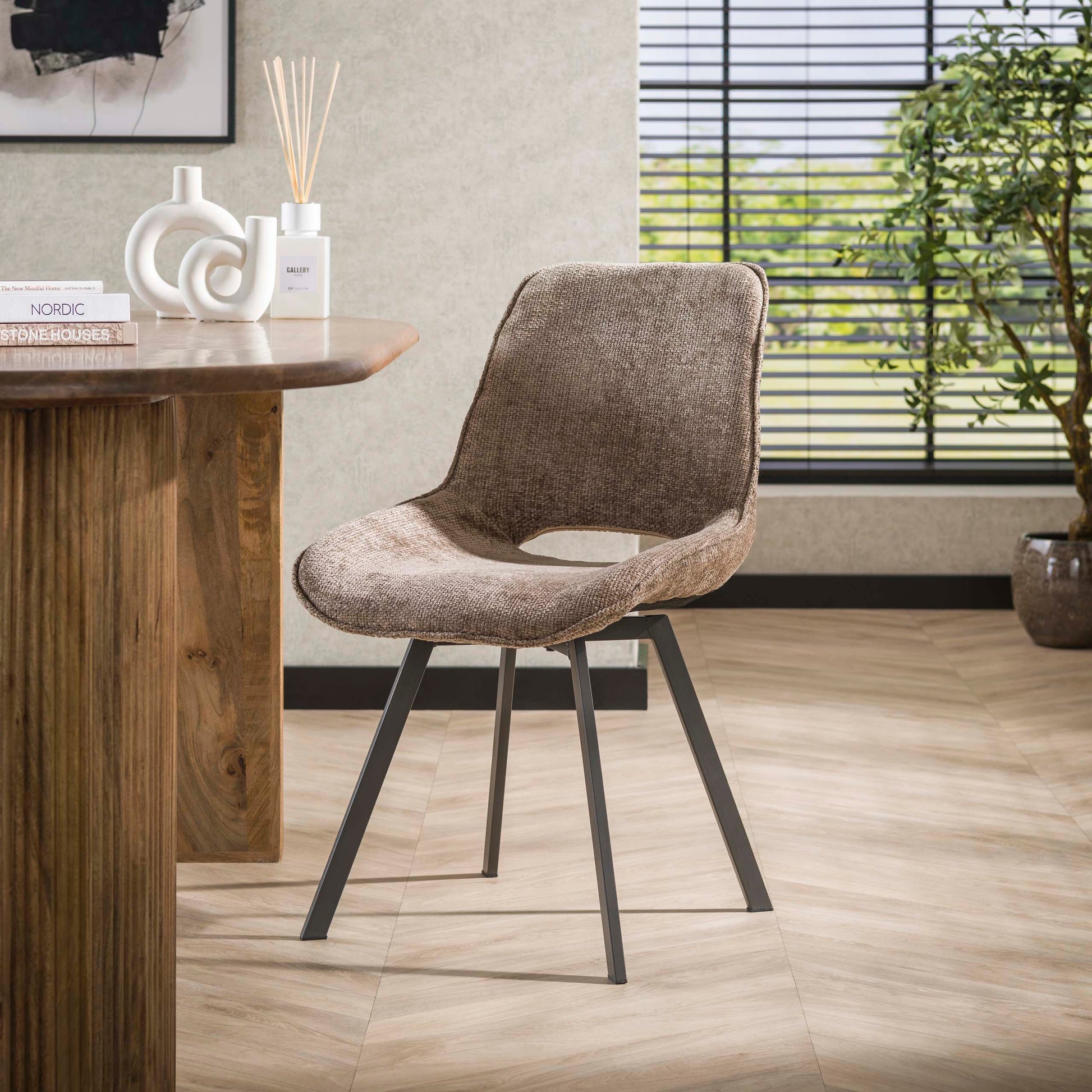Stoel Swivel draaibaar verpakt per 4 / Hoven champagne – afbeelding 1