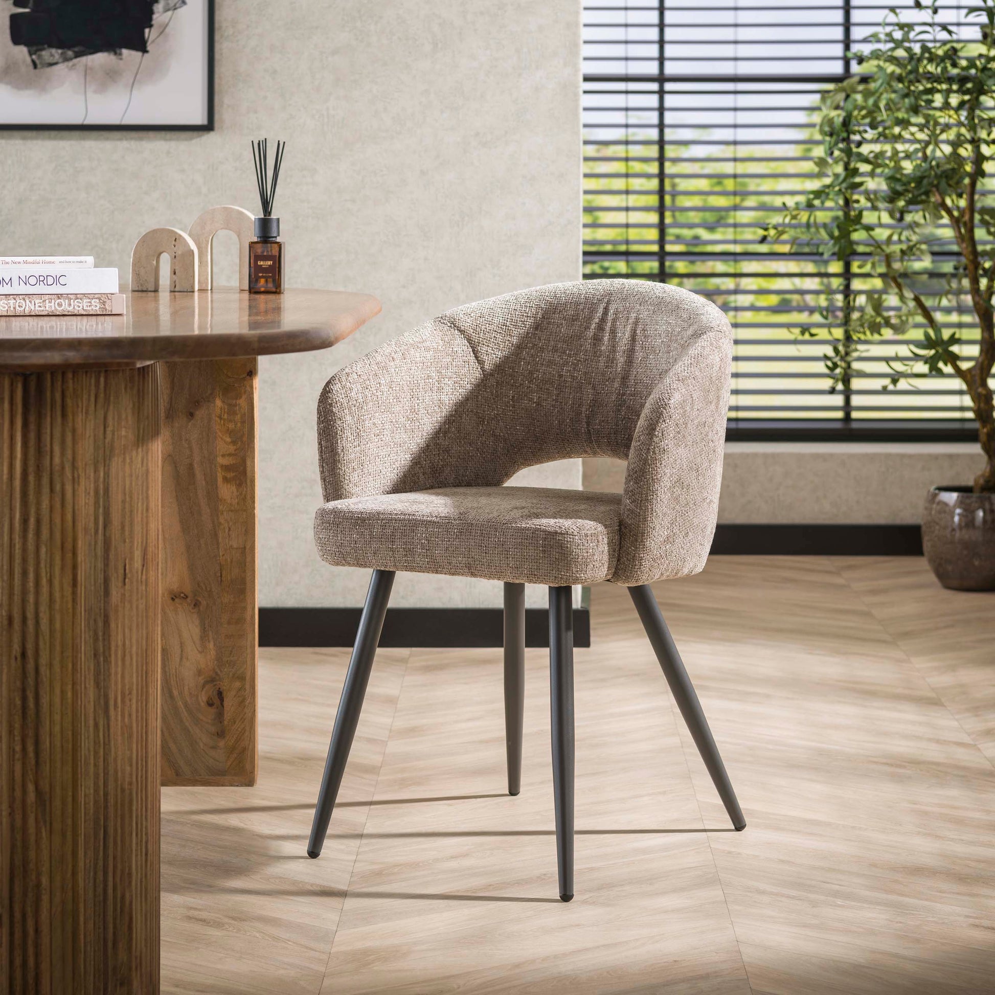 Armstoel Salon verpakt per 2 / Cargo zand – afbeelding 1