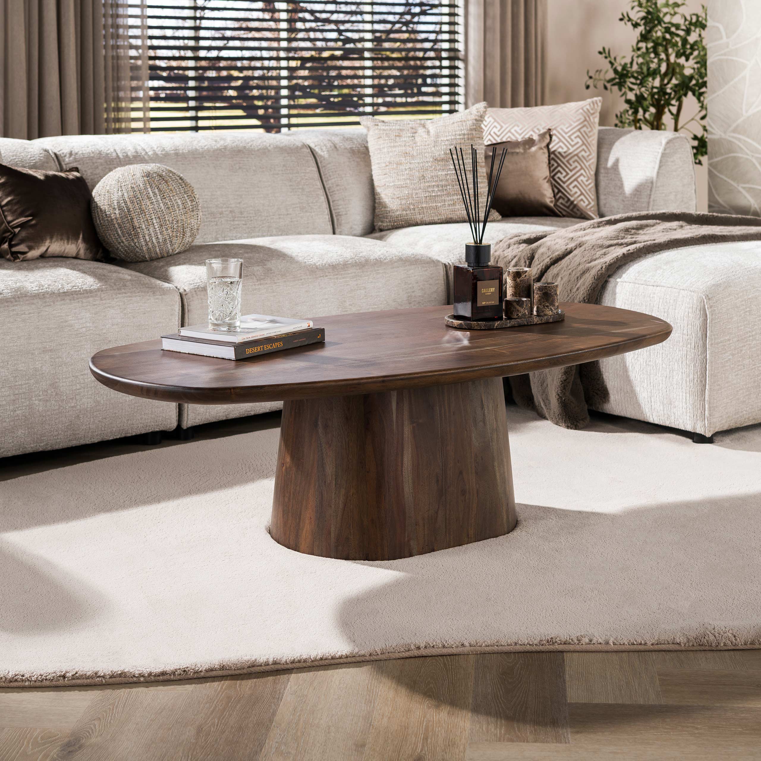 Salontafel Central 135cm / Massief acacia bruin – afbeelding 1
