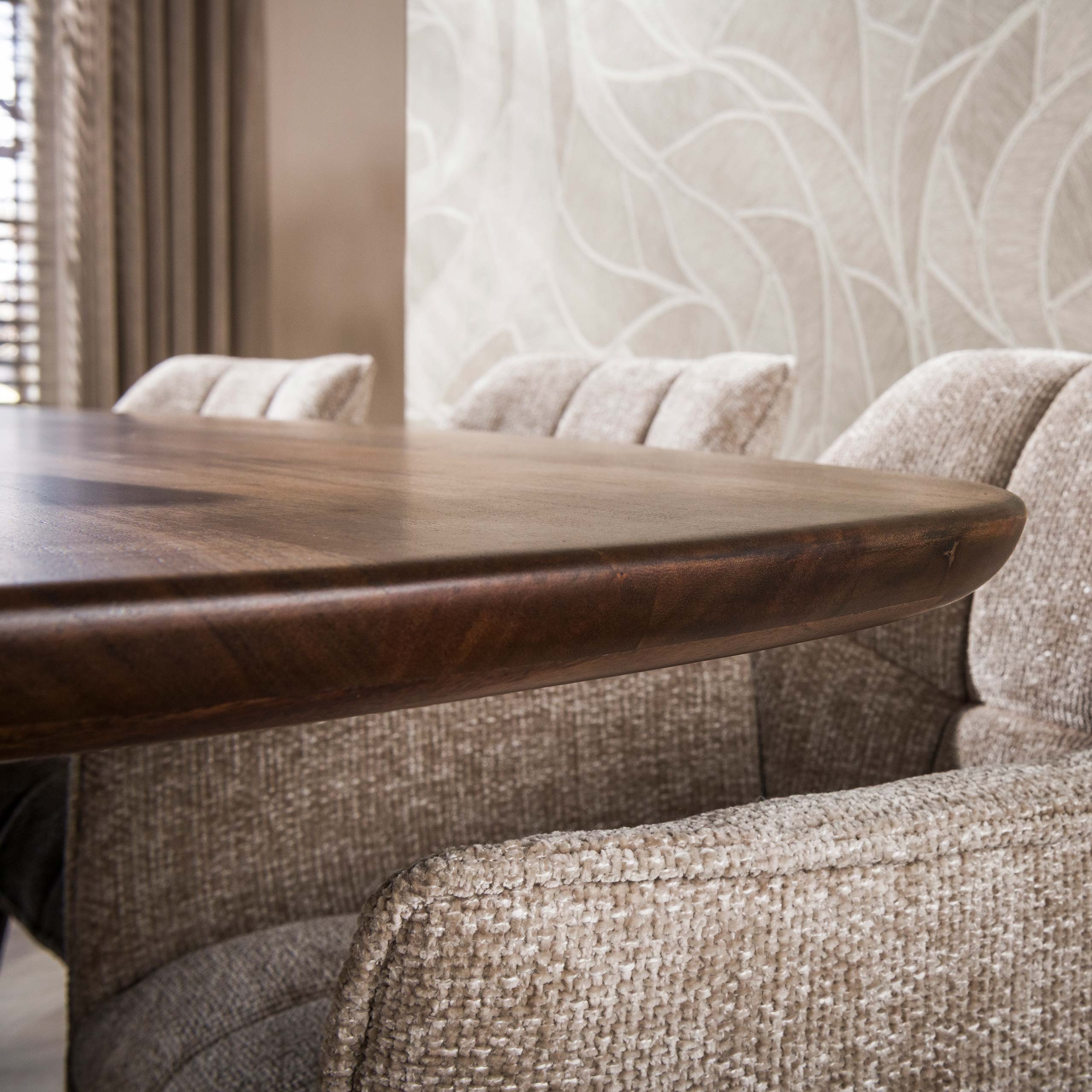 Eettafel Central deens ovaal 180cm / Massief acacia bruin – afbeelding 2