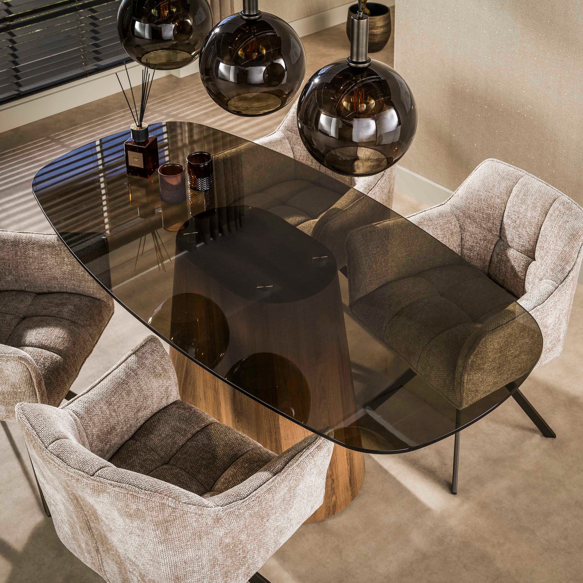 Eettafel Tinto Centro deens ovaal 180cm / Brons glas – afbeelding 2