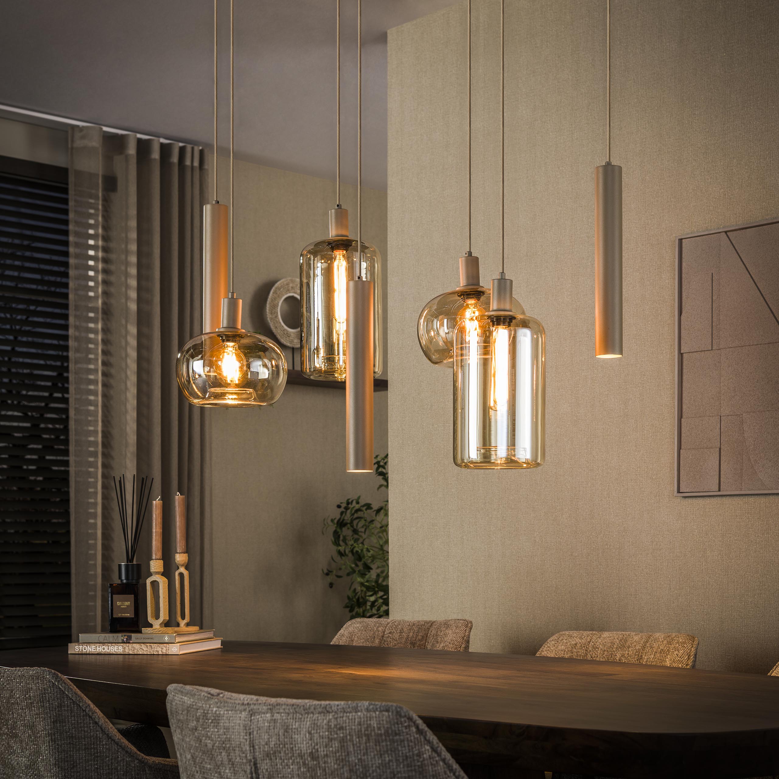 Hanglamp Serene 4+3-lichts / Beige – afbeelding 1