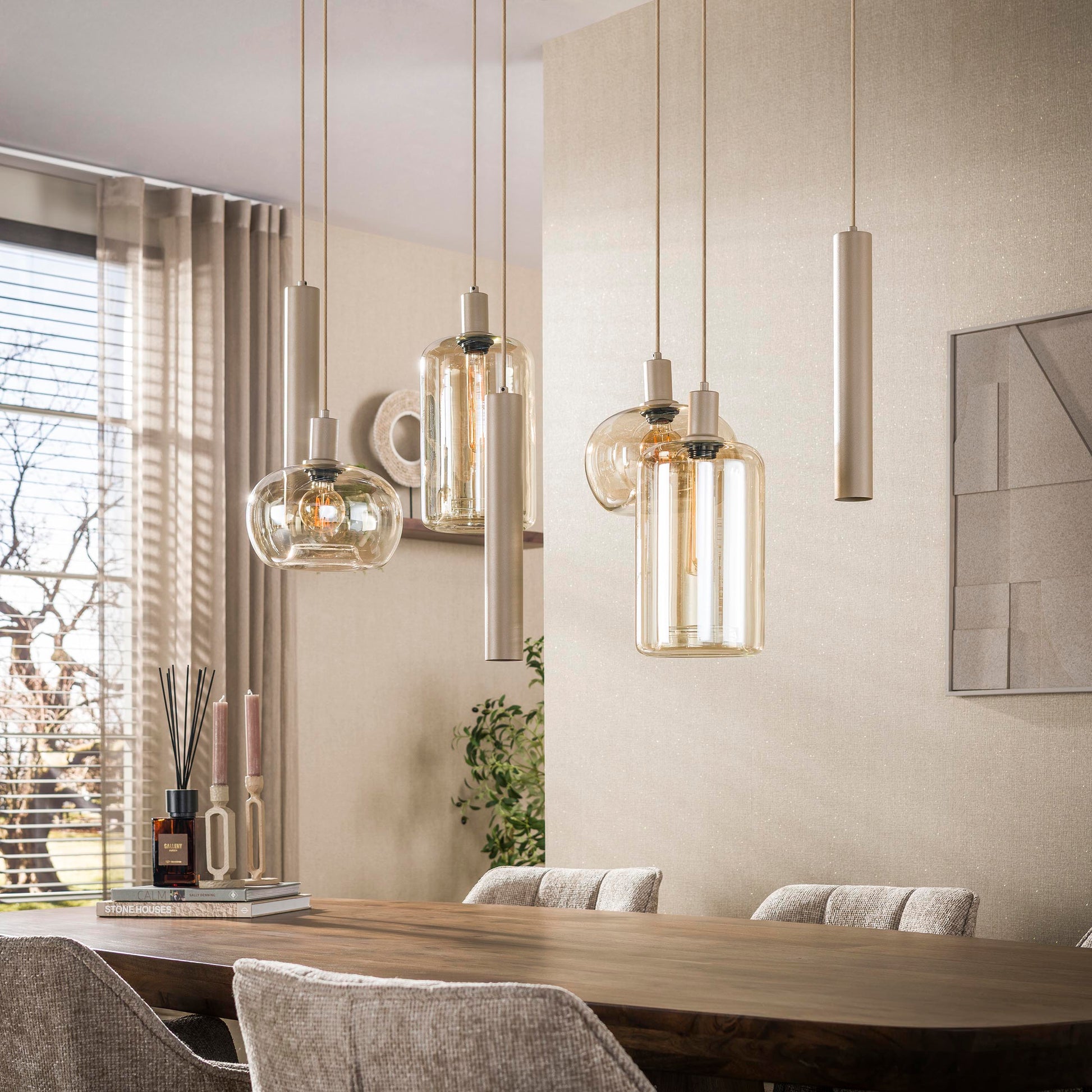 Hanglamp Serene 4+3-lichts / Beige – afbeelding 2