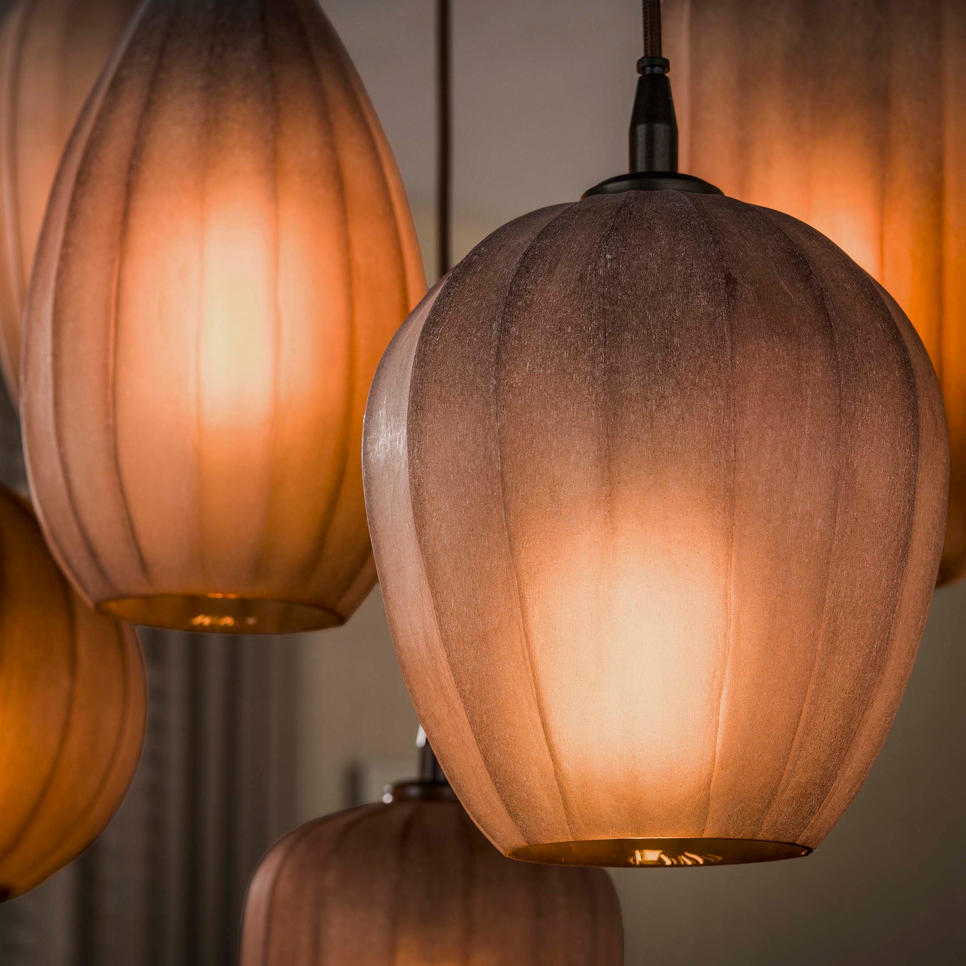 Hanglamp Altura 4+3-lichts / Sienna bruin-frosted – afbeelding 4