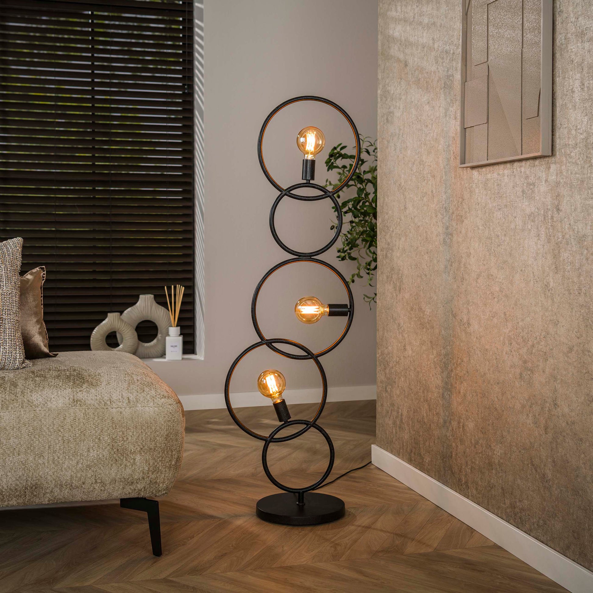 Vloerlamp Loop 3-lichts / Artic zwart – afbeelding 1