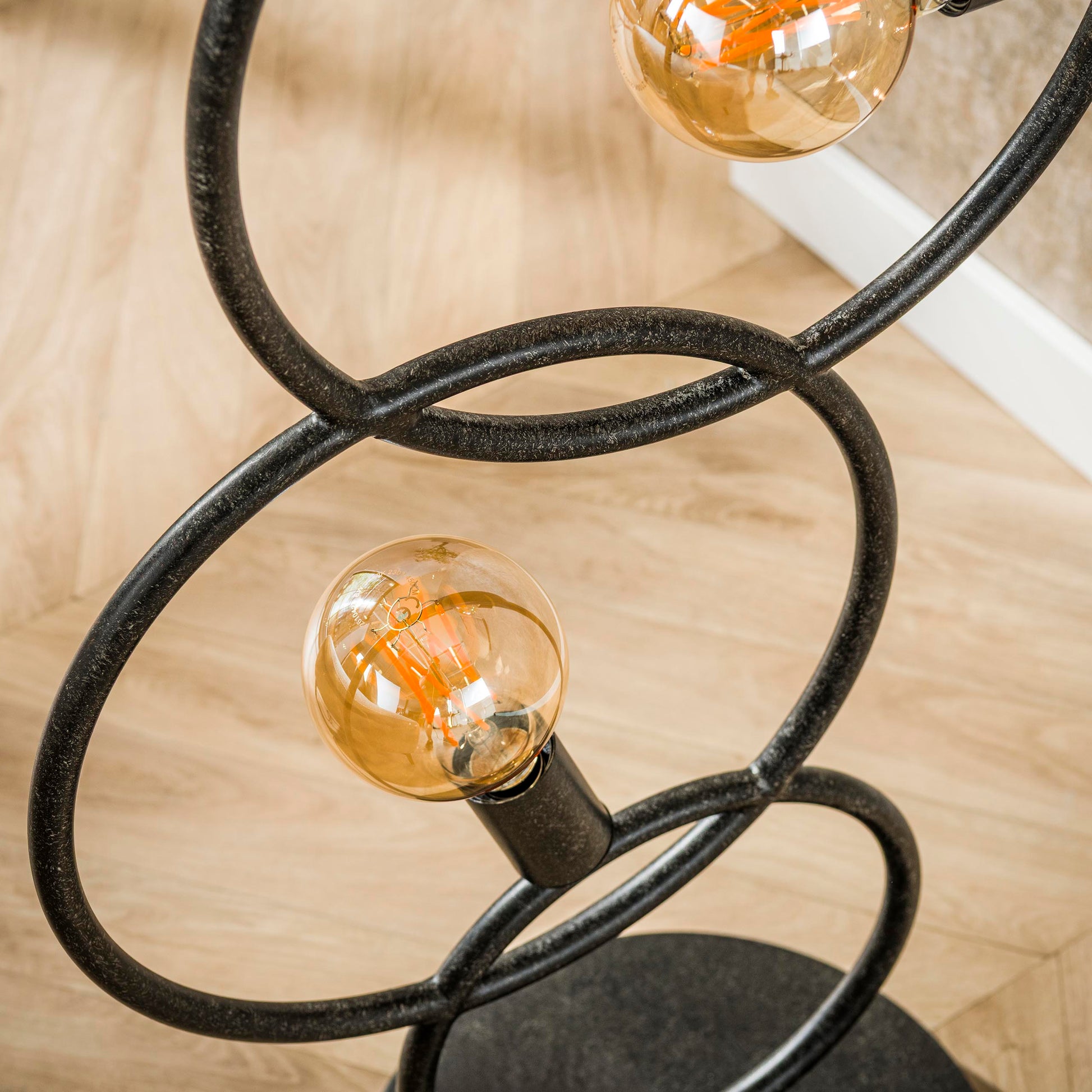 Vloerlamp Loop 3-lichts / Artic zwart – afbeelding 4