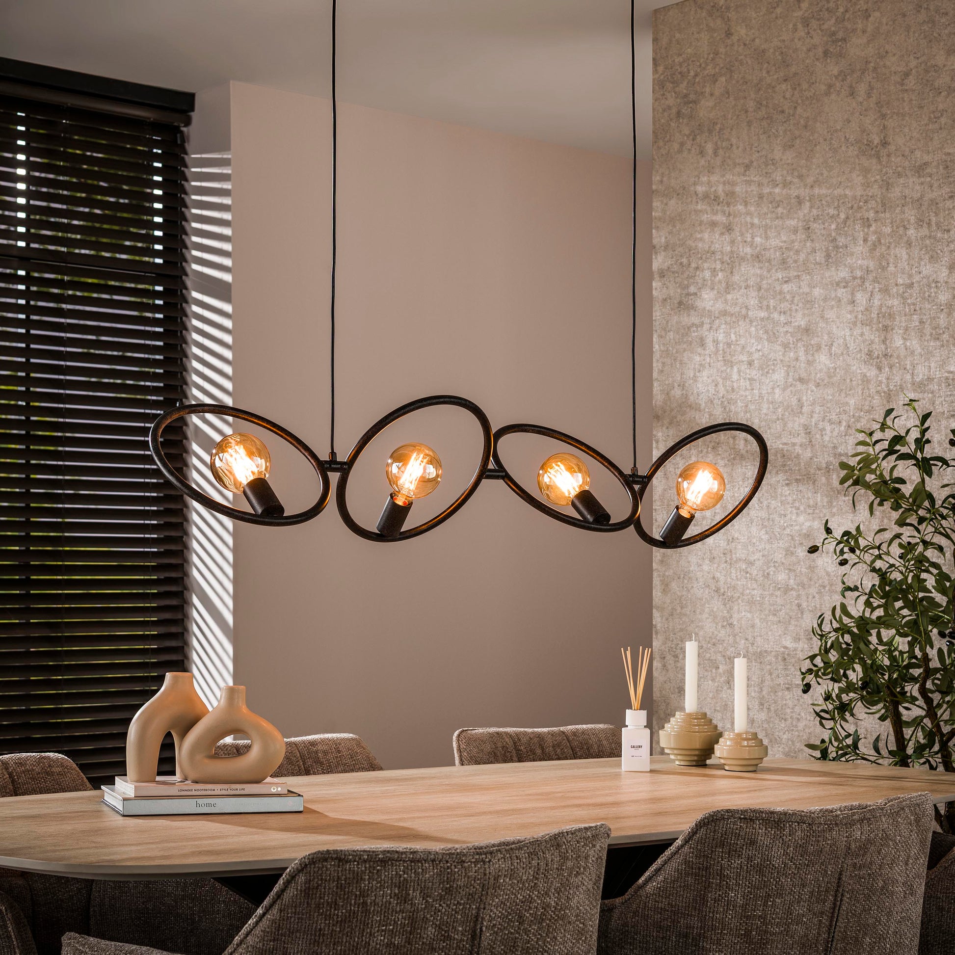 Hanglamp Loop 4-lichts / Artic zwart – afbeelding 1