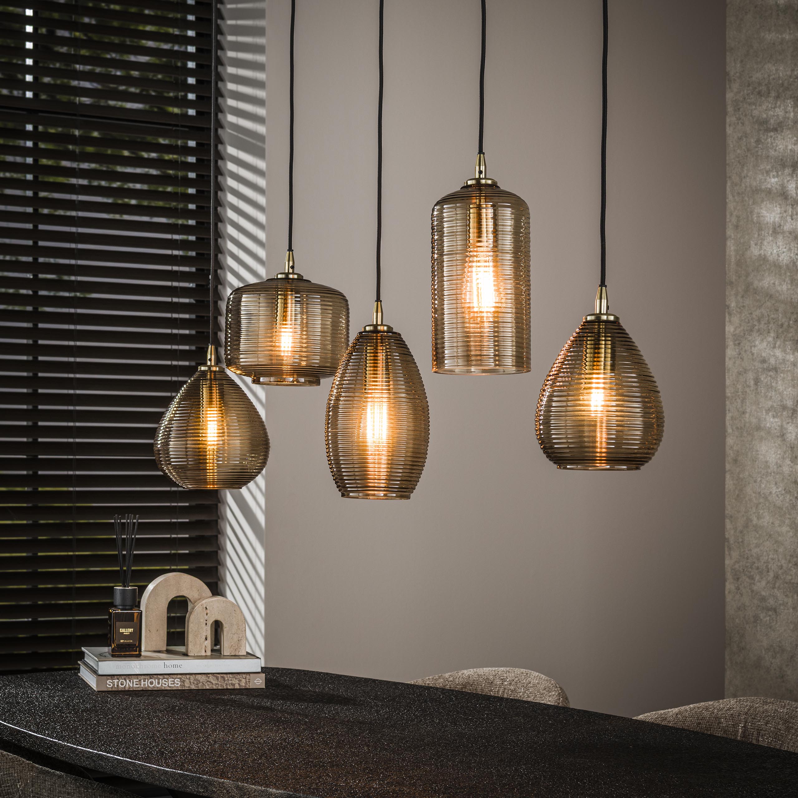 Hanglamp Stripe Horizontal 5-lichts / Smoke bruin glas – afbeelding 1