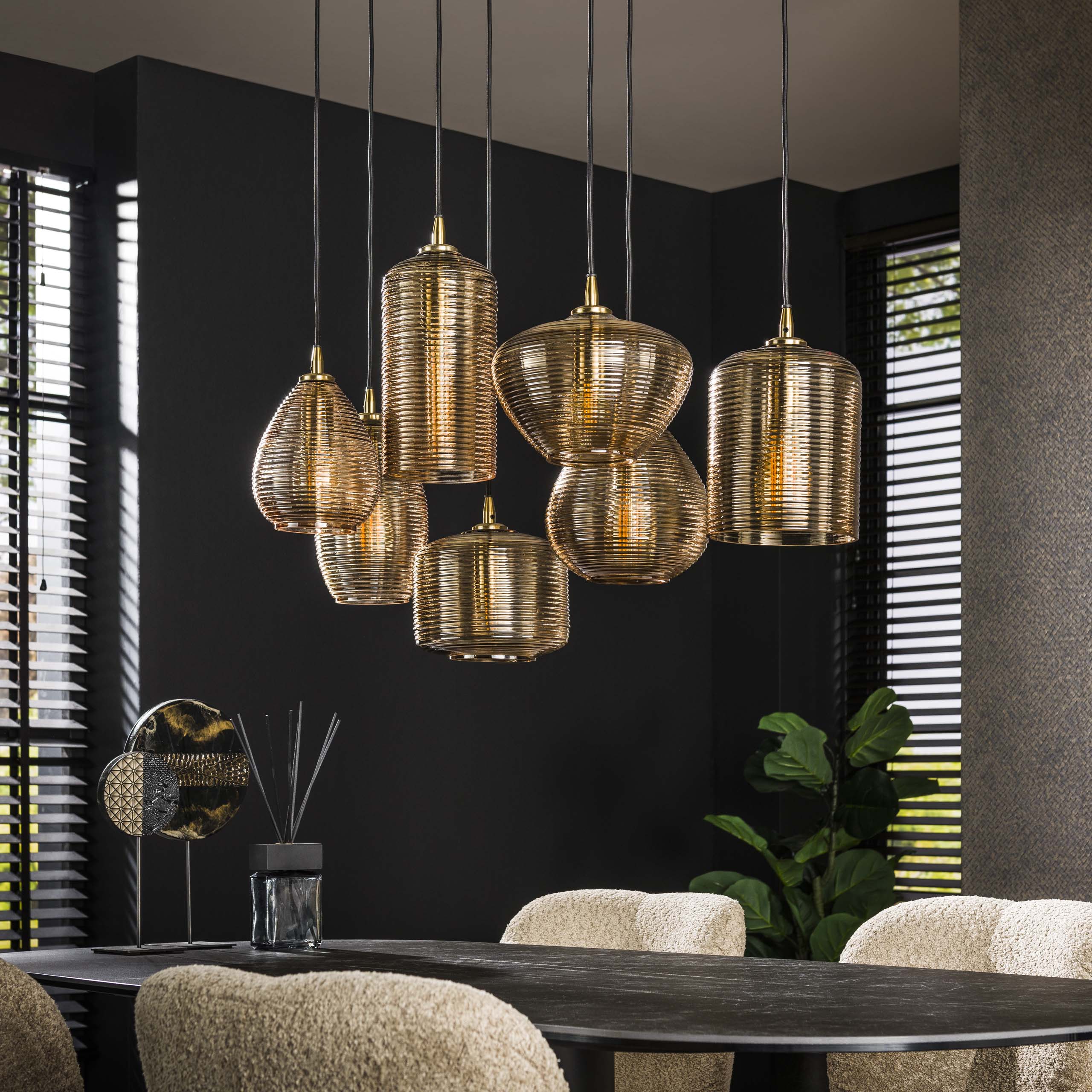 Hanglamp Stripe Horizontal 4+3-lichts / Amber glas – afbeelding 2