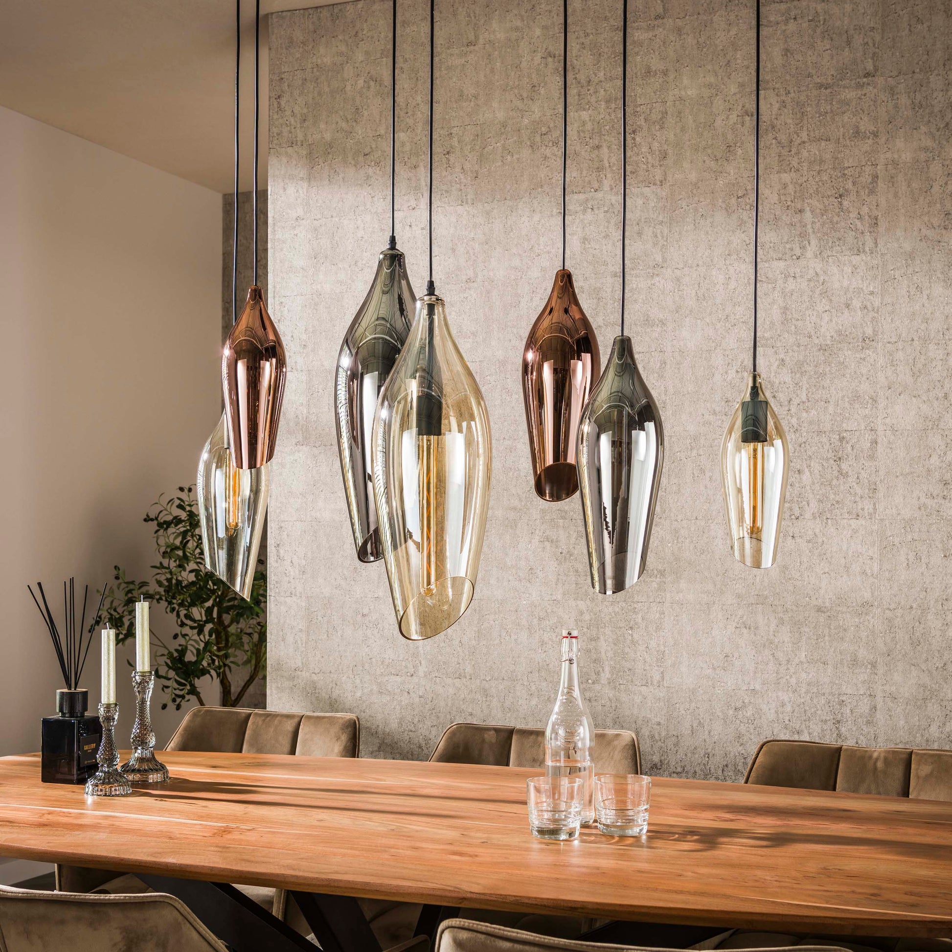 Hanglamp Cocoon 4+3-lichts / Zwart – afbeelding 2