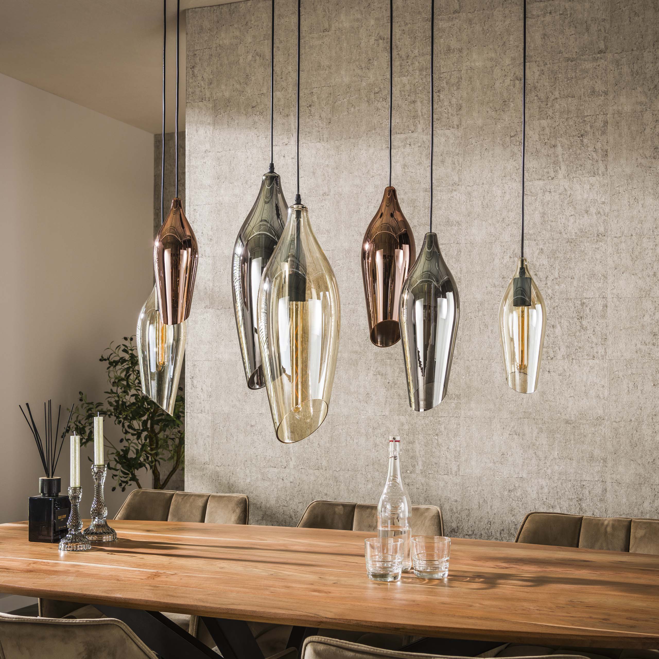 Hanglamp Cocoon 4+3-lichts / Zwart – afbeelding 2