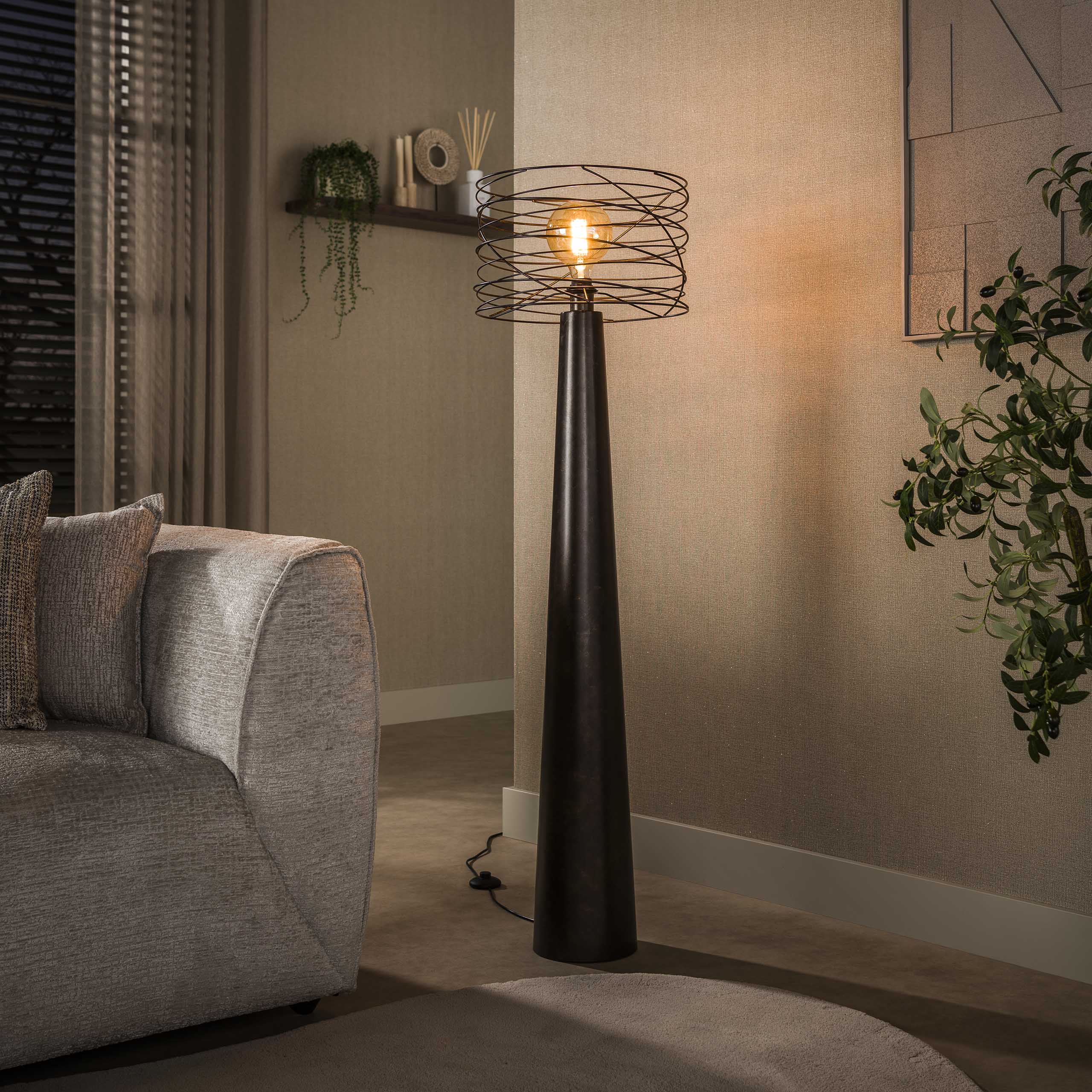 Vloerlamp Curl 1-lichts / Urban bruin – afbeelding 1
