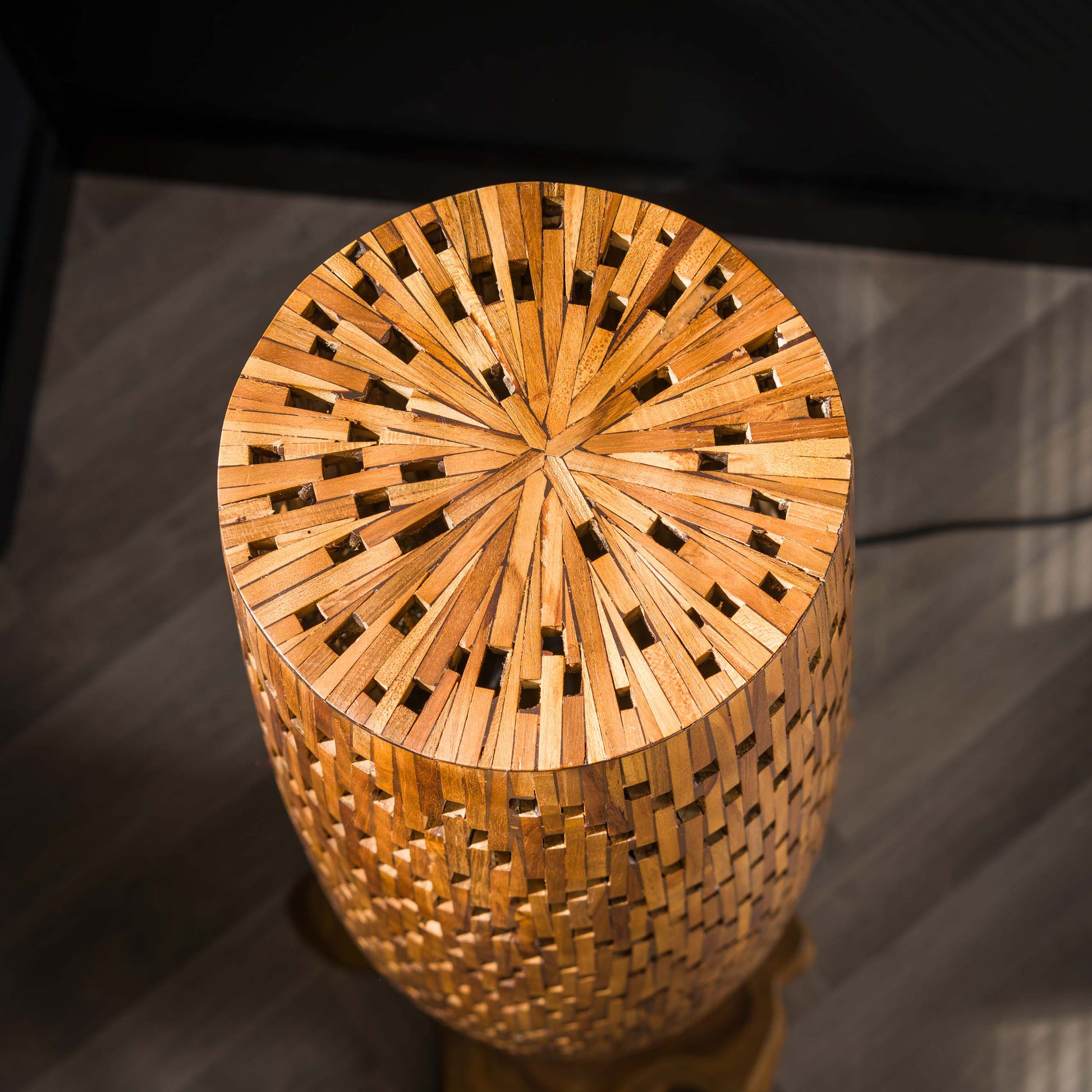 Vloerlamp Bars M 3-lichts / Massief teak – afbeelding 4