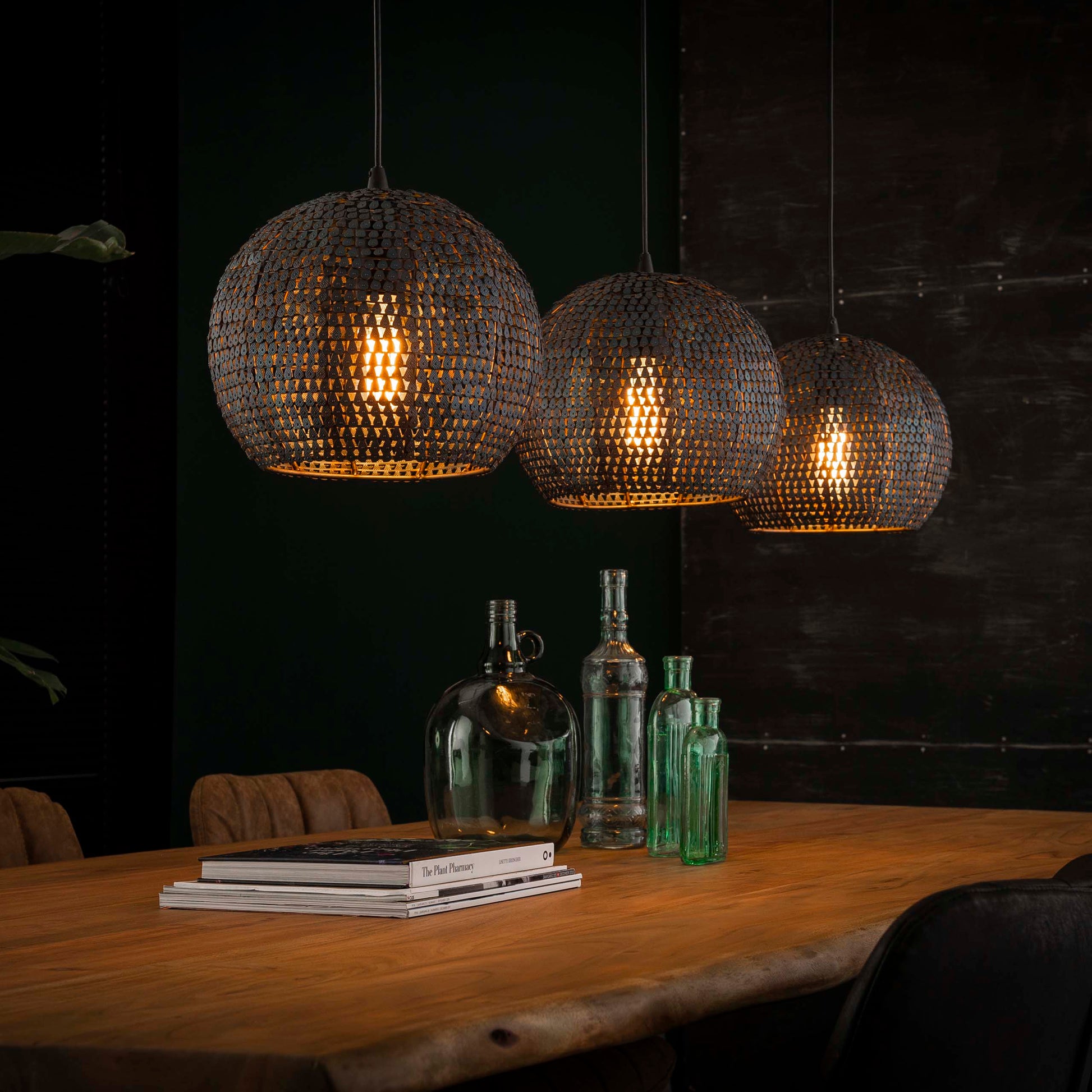Hanglamp Armor Orb 3-lichts / Zwart bruin – afbeelding 1
