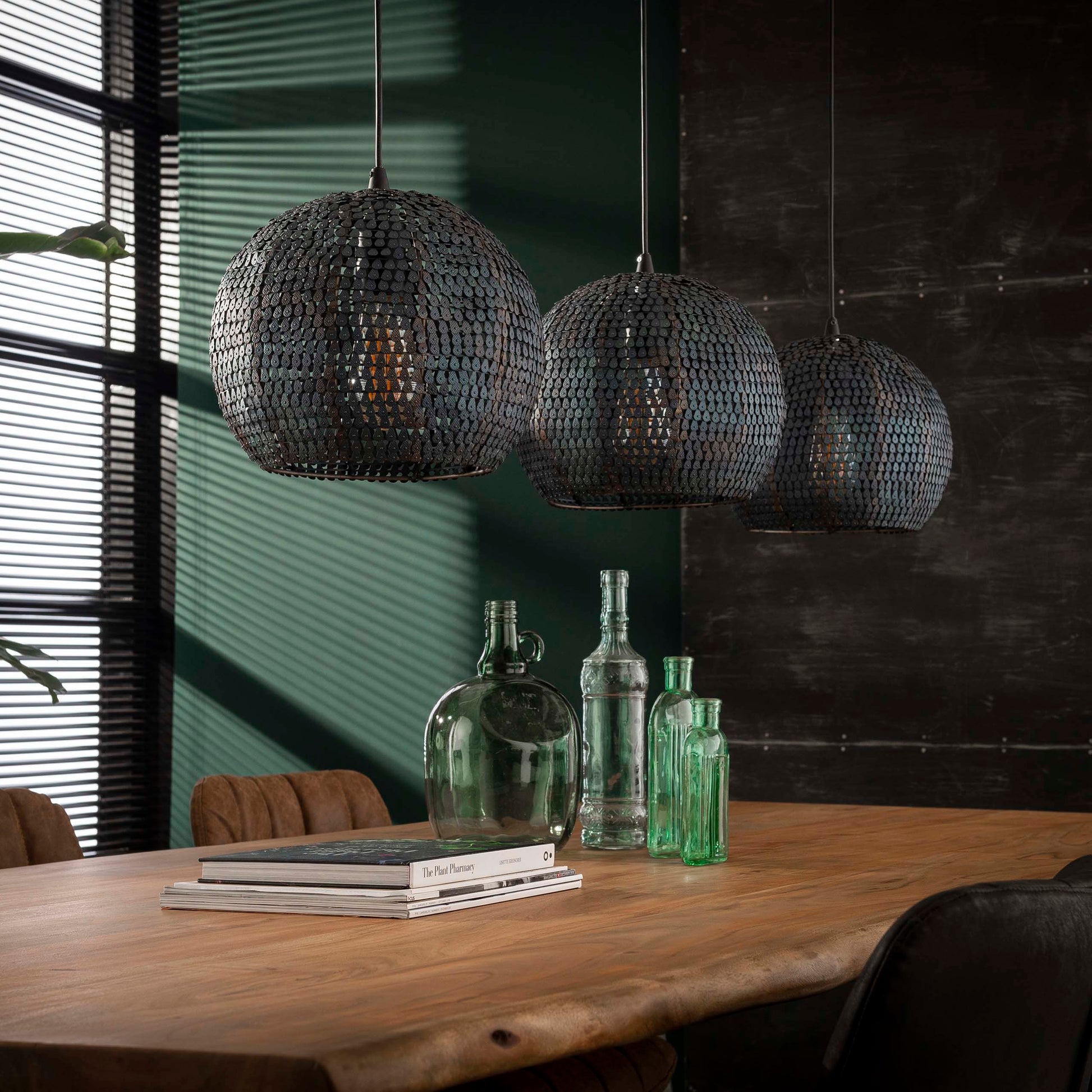 Hanglamp Armor Orb 3-lichts / Zwart bruin – afbeelding 2