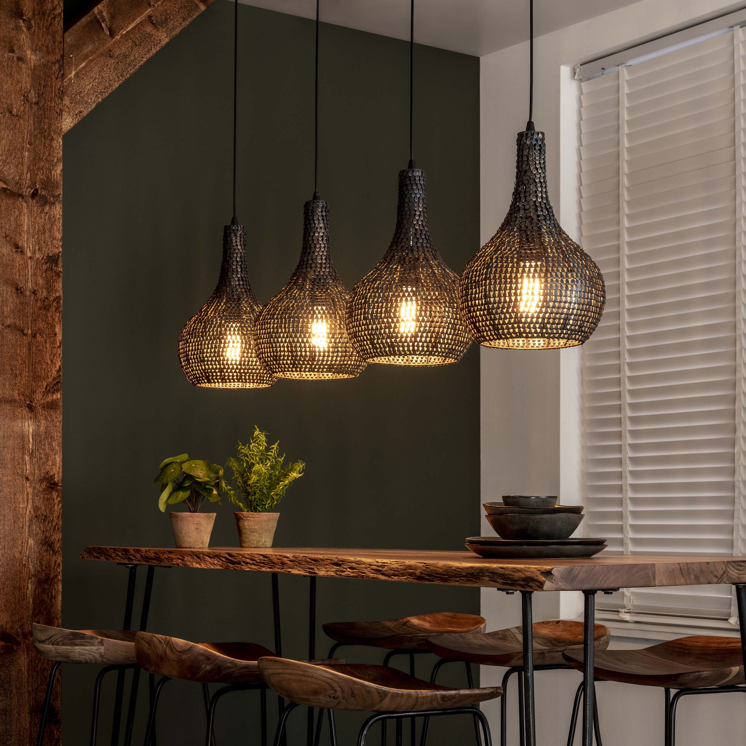 Hanglamp Armor Cone 4-lichts / Zwart bruin – afbeelding 1