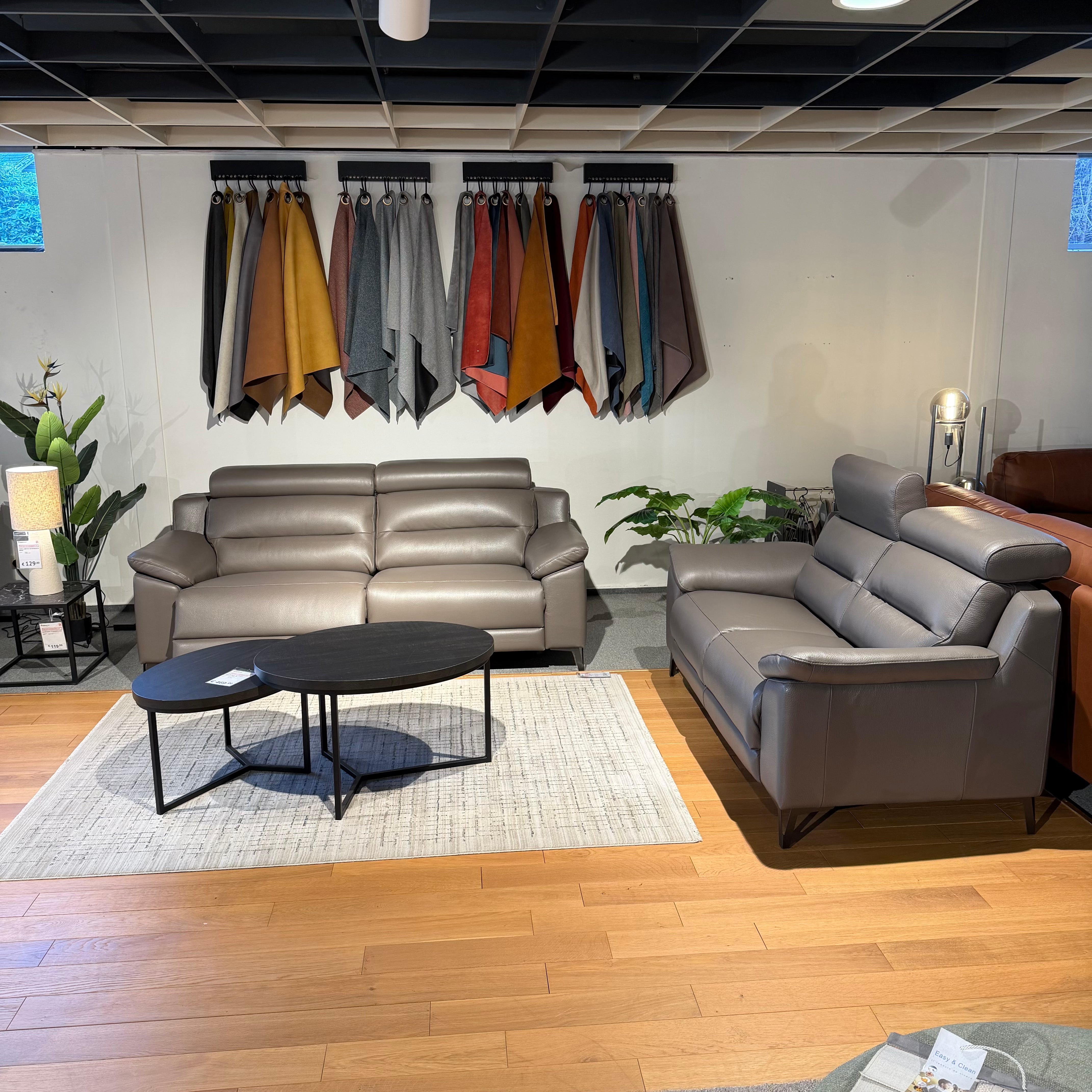 Salon Togo in extra dik leder