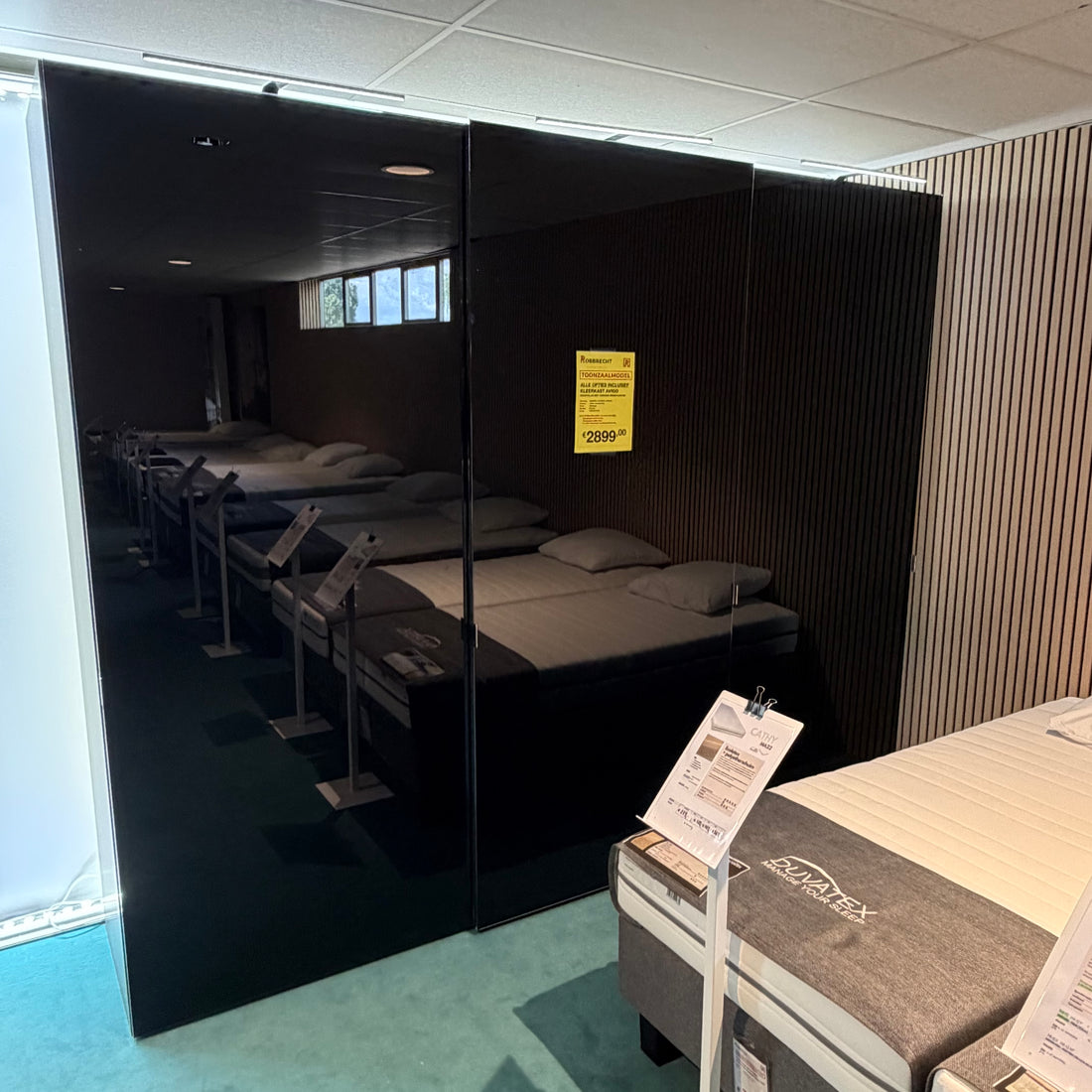 Duitse design kleerkast Avigo 300cm