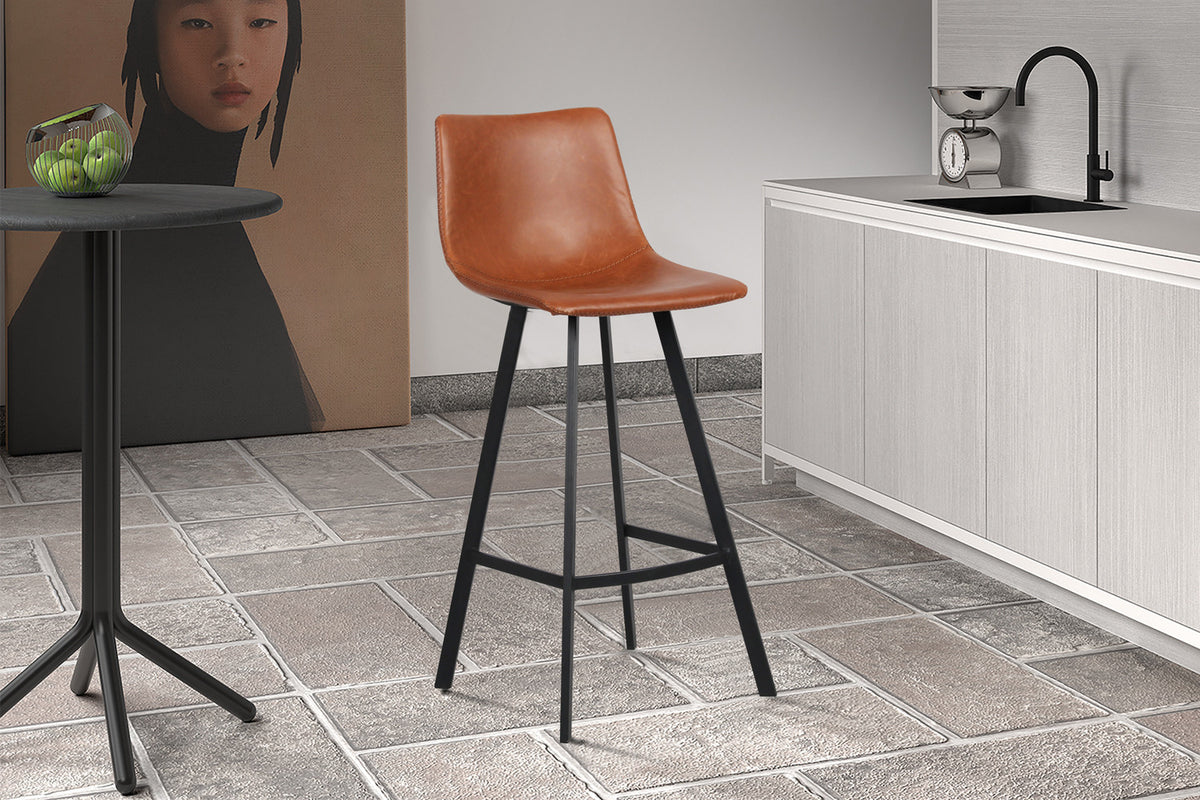 Barstoel Ozan PU Cognac – breedte 49 cm, diepte 47 cm en hoogte 108 cm – aanzicht 2