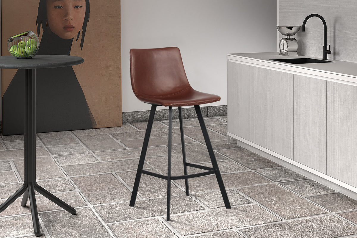 Counterstoel Ozan PU Bruin – breedte 45 cm, diepte 49 cm en hoogte 98 cm – aanzicht 2