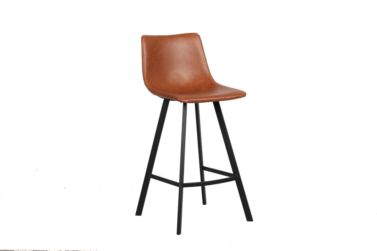 Counterstoel Ozan PU Cognac – breedte 45 cm, diepte 49 cm en hoogte 98 cm – aanzicht 4