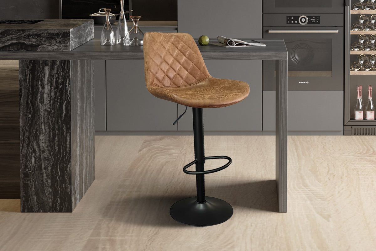 Barstoel Madrid PU Cognac – breedte 49 cm, diepte 54 cm en hoogte 89-110 cm – aanzicht 2