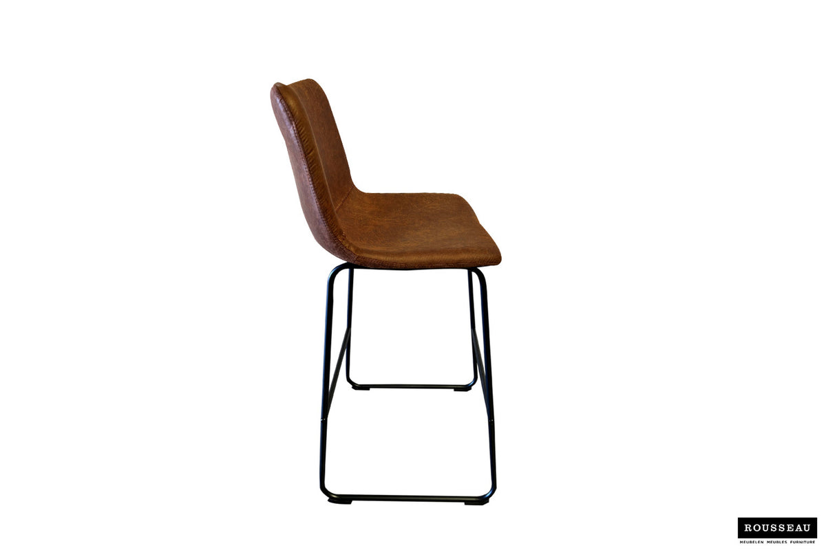 Barstoel Mancia PU Cognac – breedte 48 cm, diepte 56 cm en hoogte 99 cm – aanzicht 4