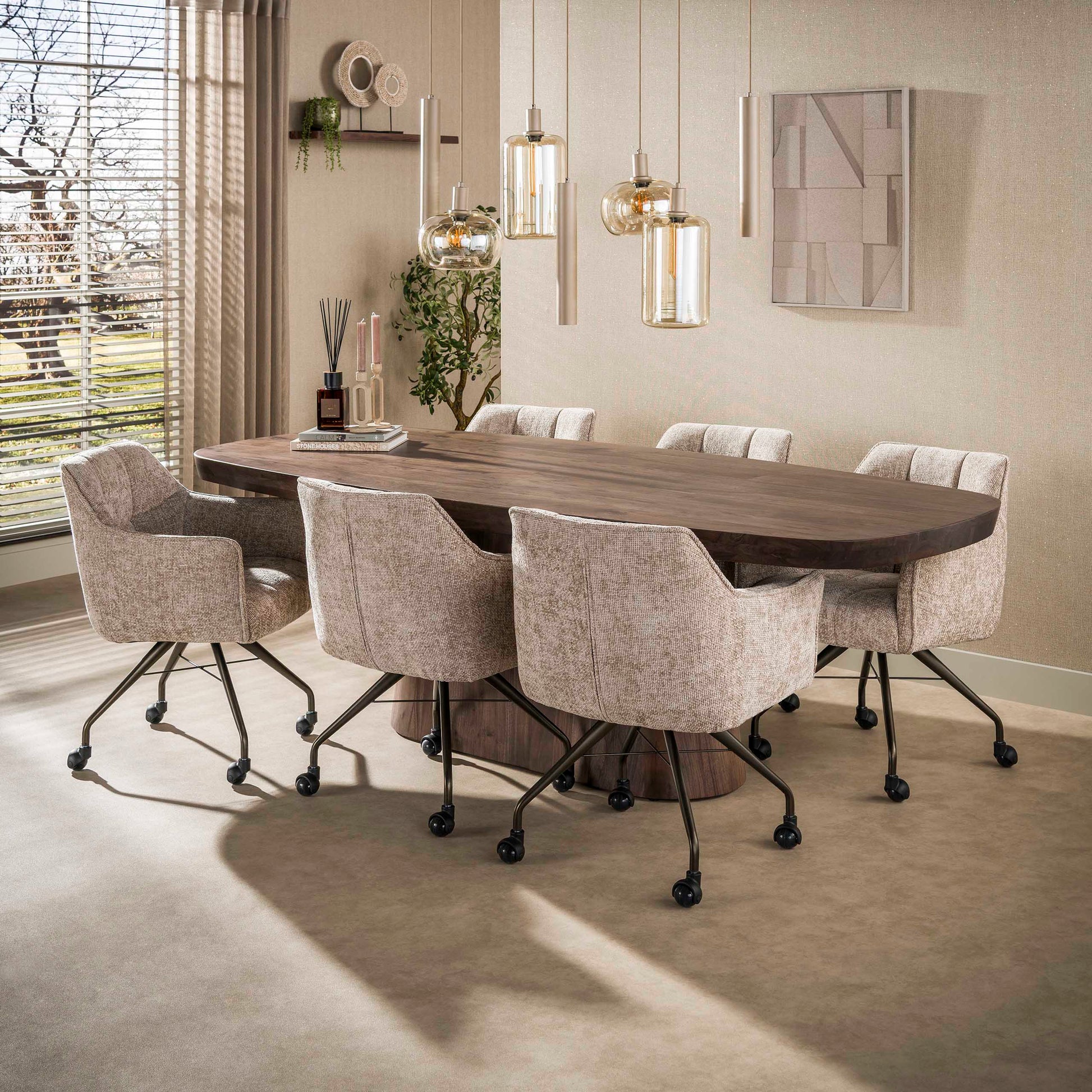Eettafel Arcadia deens ovaal 240cm / Massief acacia bruin – afbeelding 1