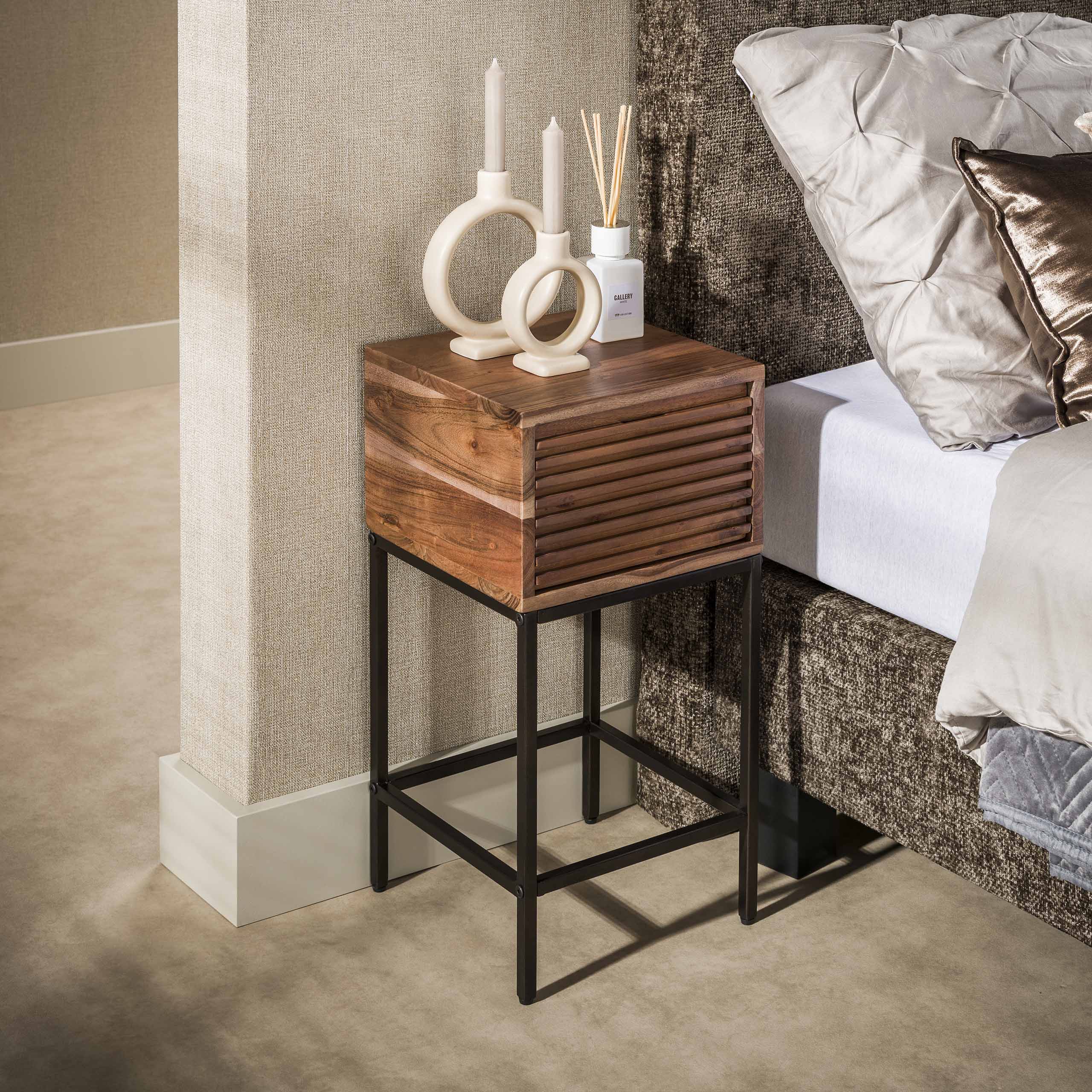 Nachtkastje Line XS 1 lade / Massief acacia bruin – afbeelding 3