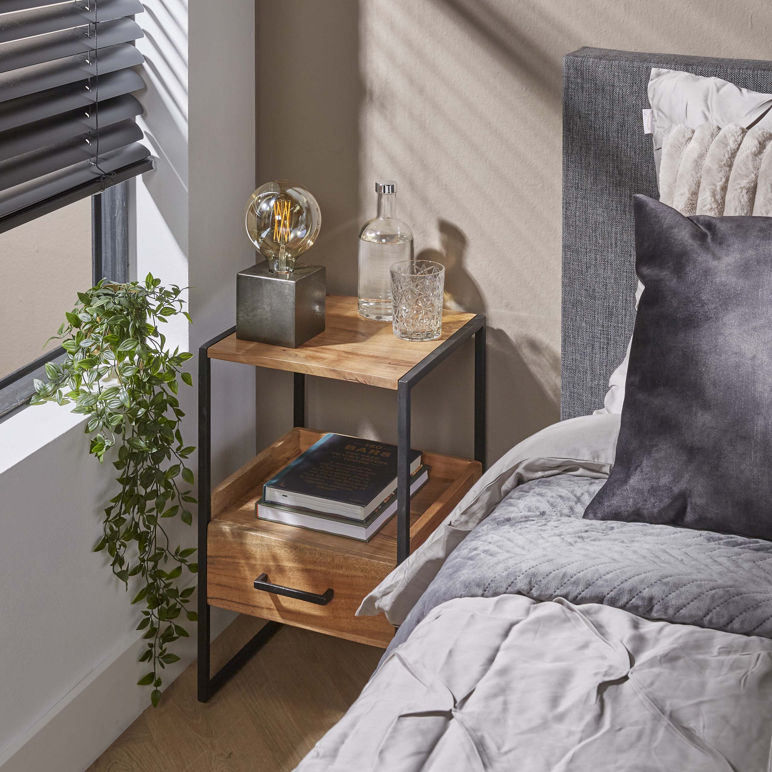 Nachtkastje Niche XS 1 lade / Massief acacia – afbeelding 3