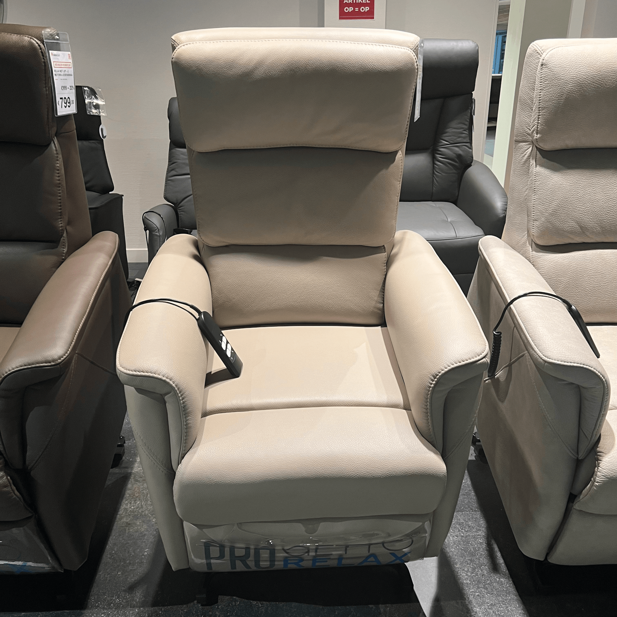 Relax Alma leder mokka - Relax - Meubelen Robbrecht